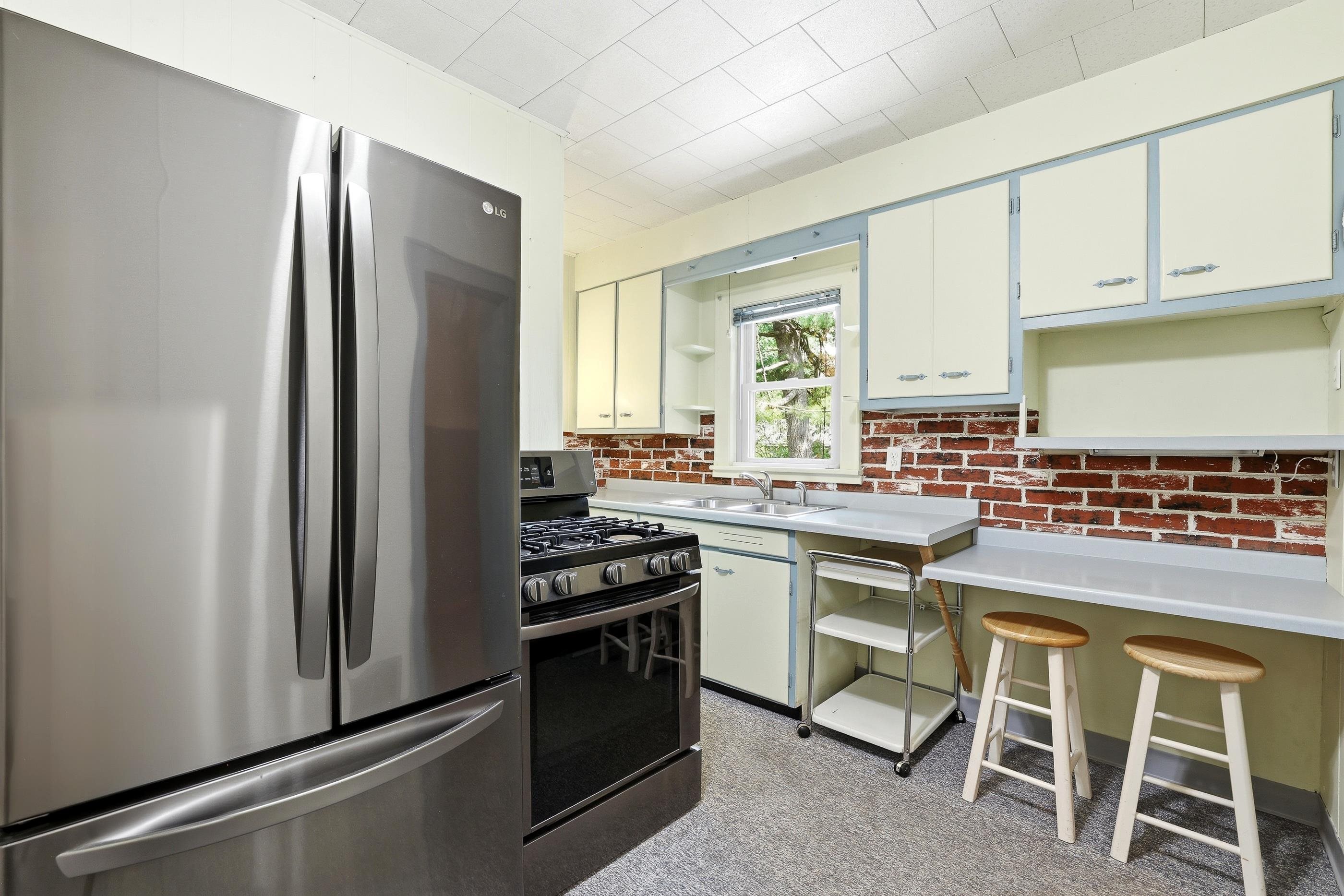 300 MC DILL AVENUE, Stevens Point, Wisconsin 54481, 2 Bedrooms Bedrooms, ,1 BathroomBathrooms,Residential,For Sale,300 MC DILL AVENUE,22602793