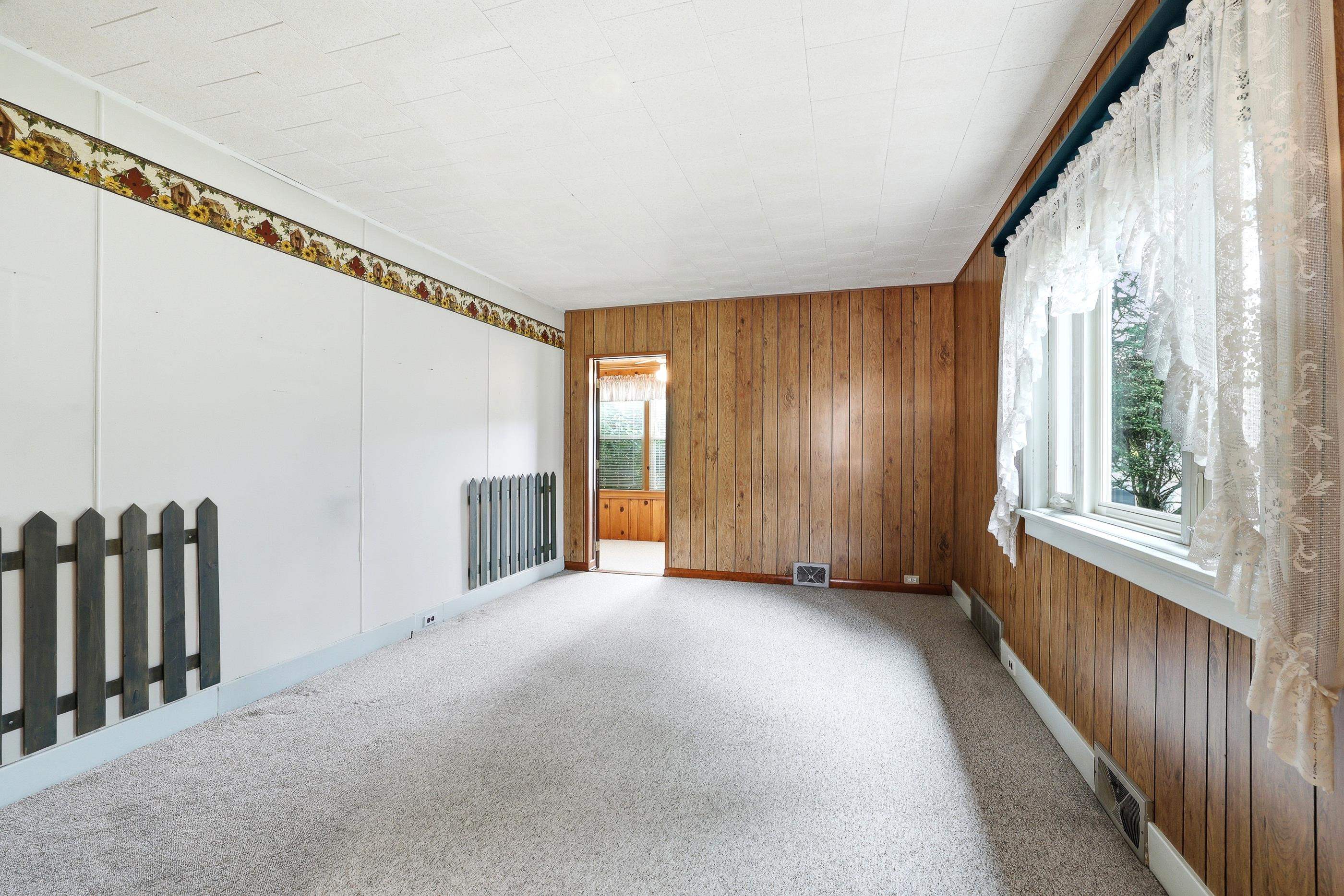 300 MC DILL AVENUE, Stevens Point, Wisconsin 54481, 2 Bedrooms Bedrooms, ,1 BathroomBathrooms,Residential,For Sale,300 MC DILL AVENUE,22602793