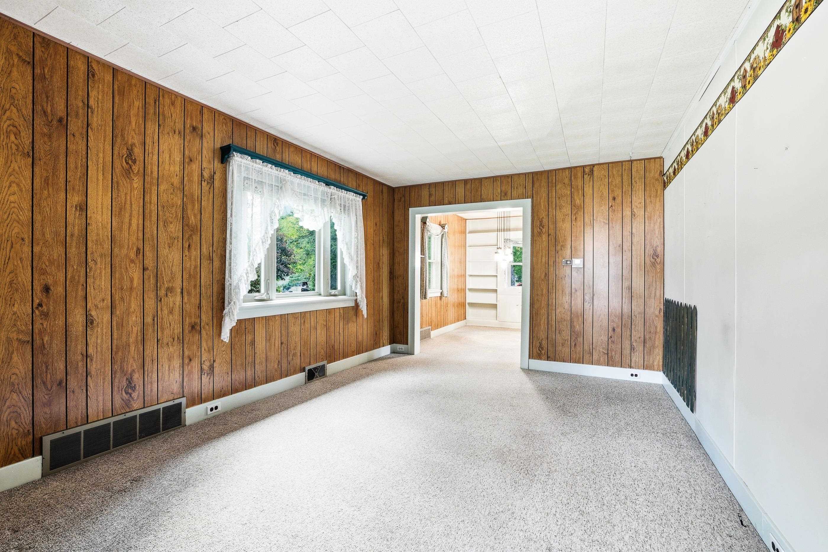 300 MC DILL AVENUE, Stevens Point, Wisconsin 54481, 2 Bedrooms Bedrooms, ,1 BathroomBathrooms,Residential,For Sale,300 MC DILL AVENUE,22602793