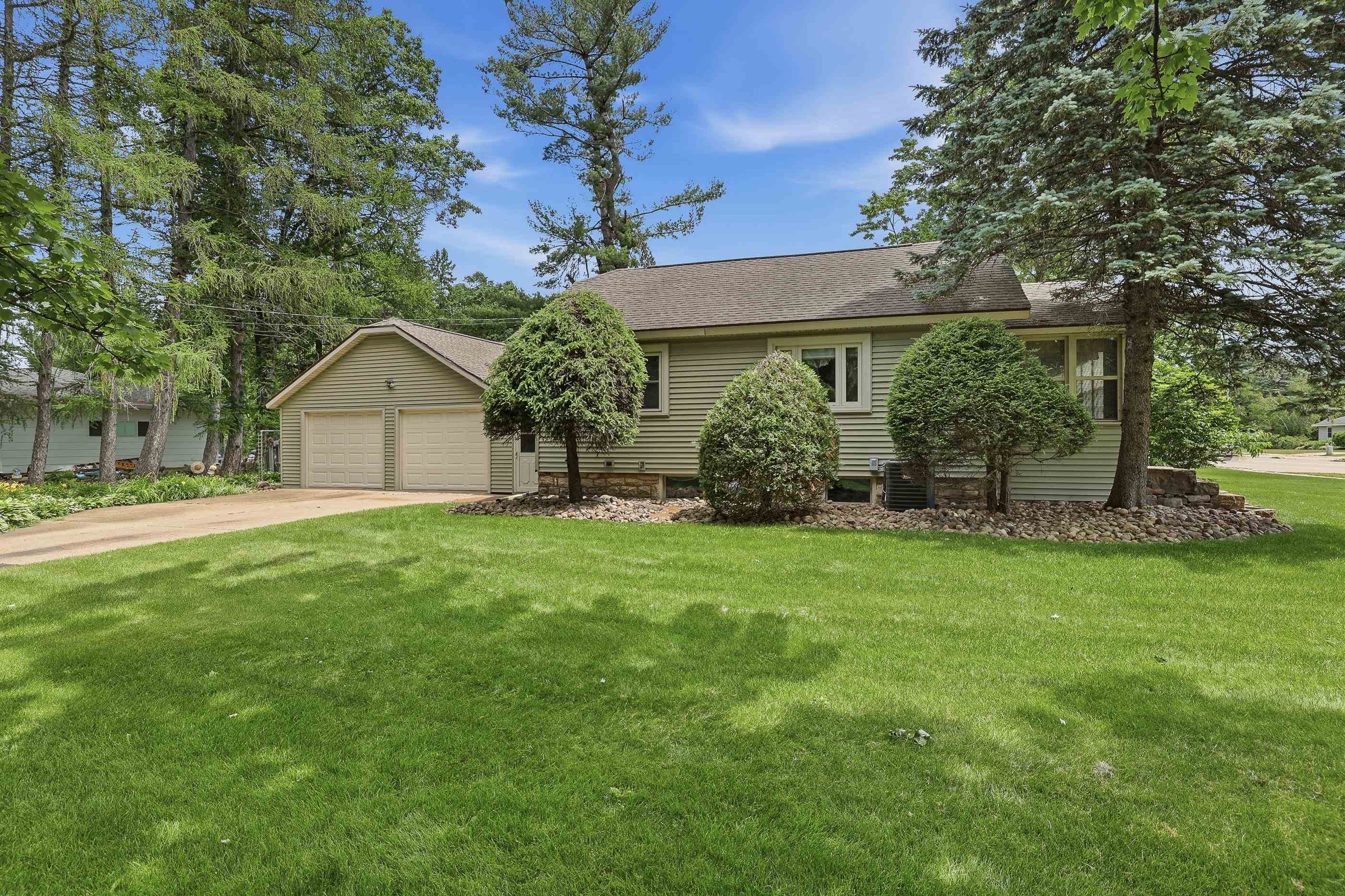 300 MC DILL AVENUE, Stevens Point, Wisconsin 54481, 2 Bedrooms Bedrooms, ,1 BathroomBathrooms,Residential,For Sale,300 MC DILL AVENUE,22602793