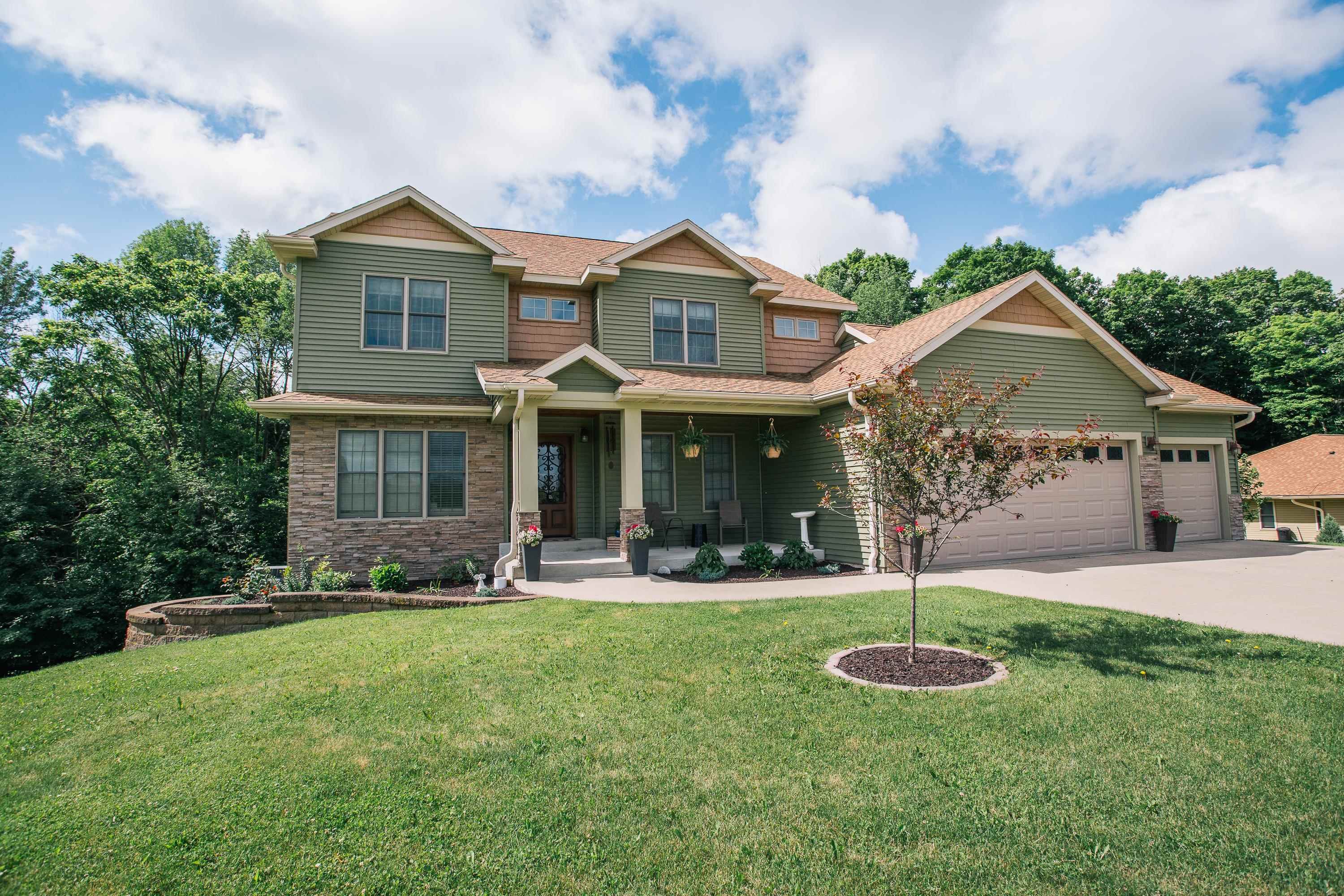 1022 SAND LANE, Neillsville, Wisconsin 54456, 6 Bedrooms Bedrooms, ,2 BathroomsBathrooms,Residential,For Sale,1022 SAND LANE,22602795