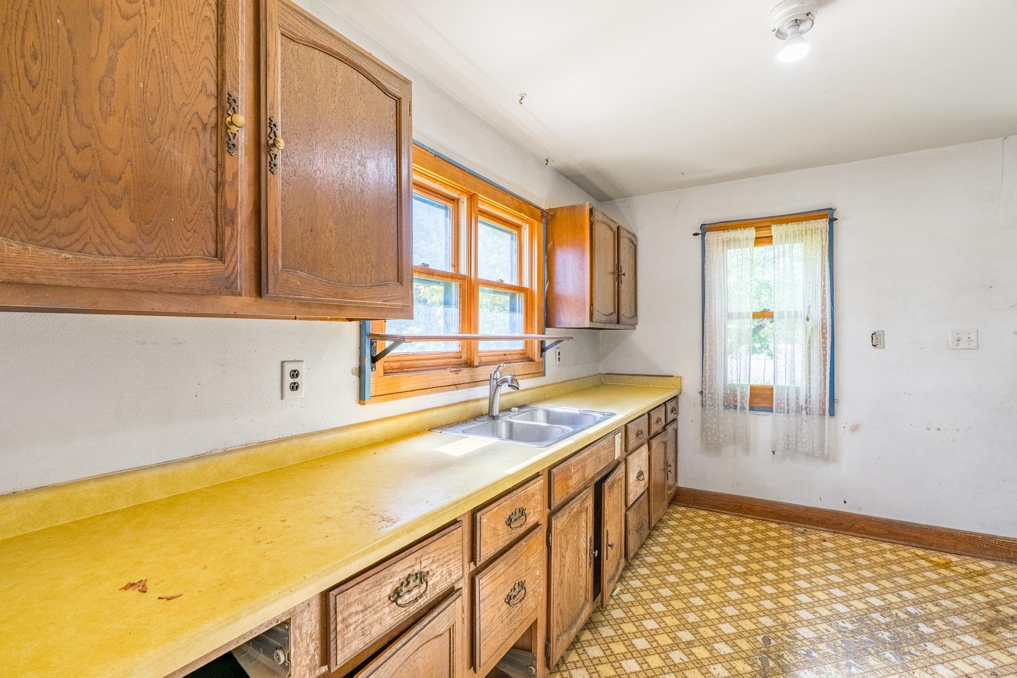 1925 SCHOFIELD AVENUE, Schofield, Wisconsin 54476, 3 Bedrooms Bedrooms, ,1 BathroomBathrooms,Residential,For Sale,1925 SCHOFIELD AVENUE,22602811