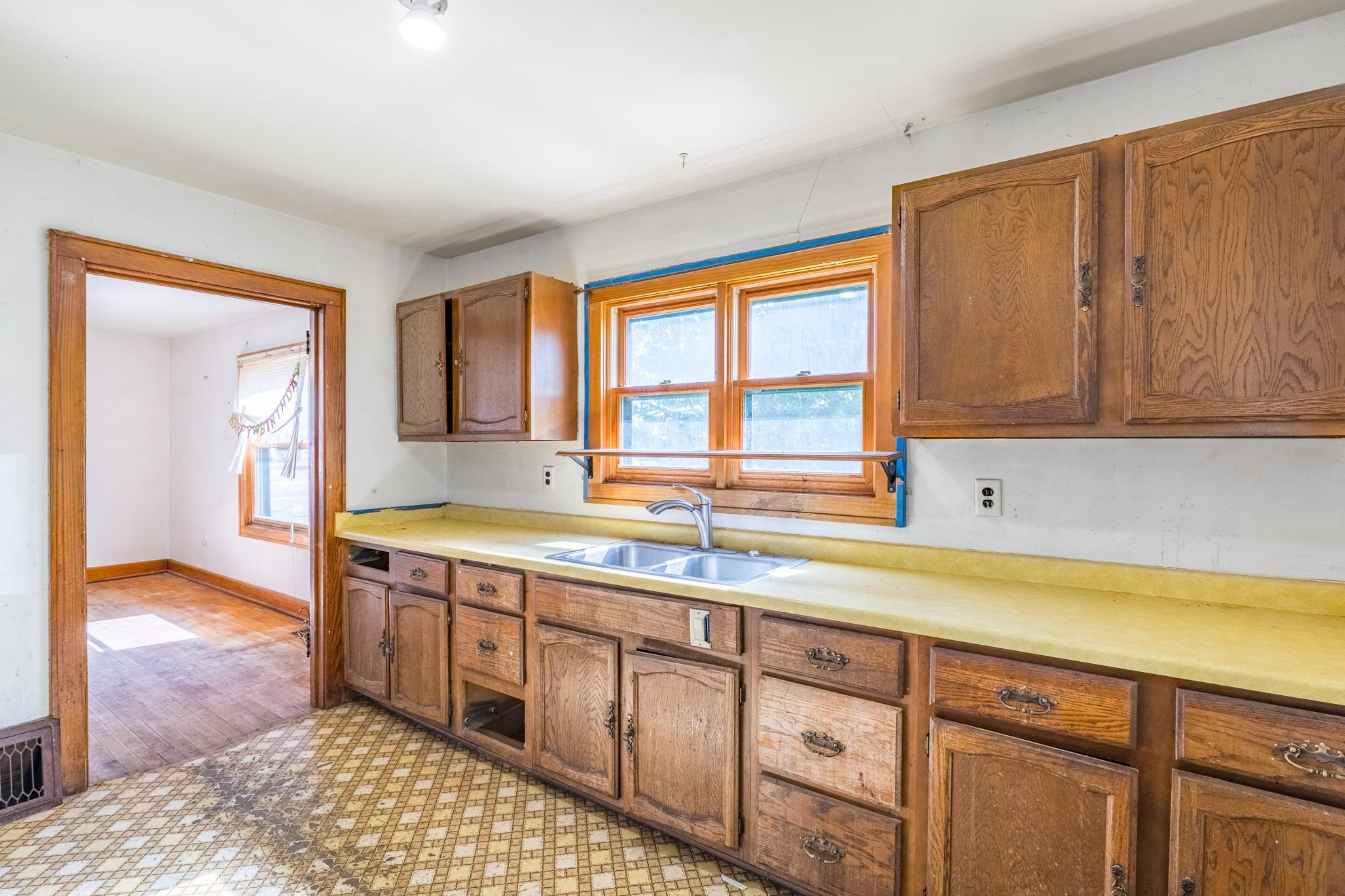 1925 SCHOFIELD AVENUE, Schofield, Wisconsin 54476, 3 Bedrooms Bedrooms, ,1 BathroomBathrooms,Residential,For Sale,1925 SCHOFIELD AVENUE,22602811