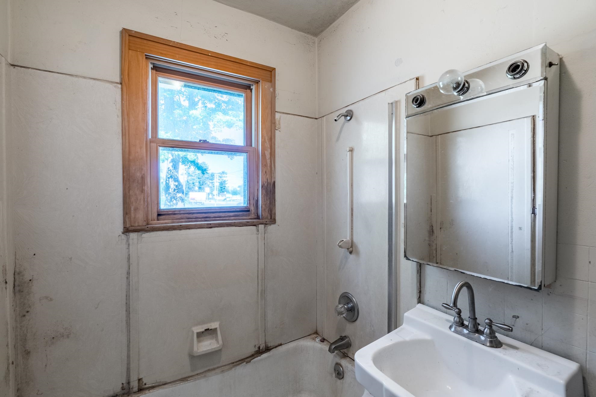 1925 SCHOFIELD AVENUE, Schofield, Wisconsin 54476, 3 Bedrooms Bedrooms, ,1 BathroomBathrooms,Residential,For Sale,1925 SCHOFIELD AVENUE,22602811