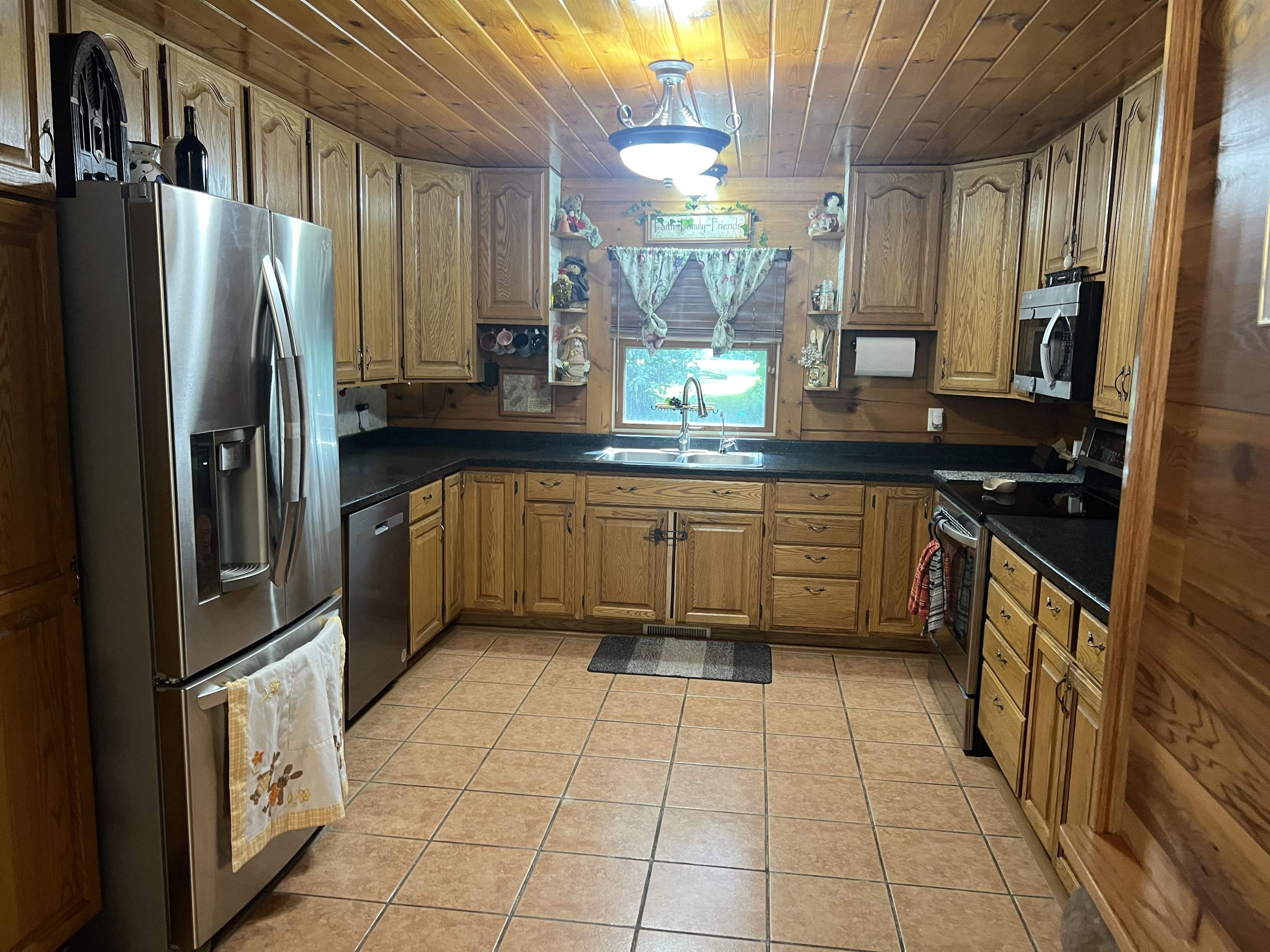 130403 COUNTY ROAD C, Auburndale, Wisconsin 54412, 3 Bedrooms Bedrooms, ,3 BathroomsBathrooms,Residential,For Sale,130403 COUNTY ROAD C,22602817