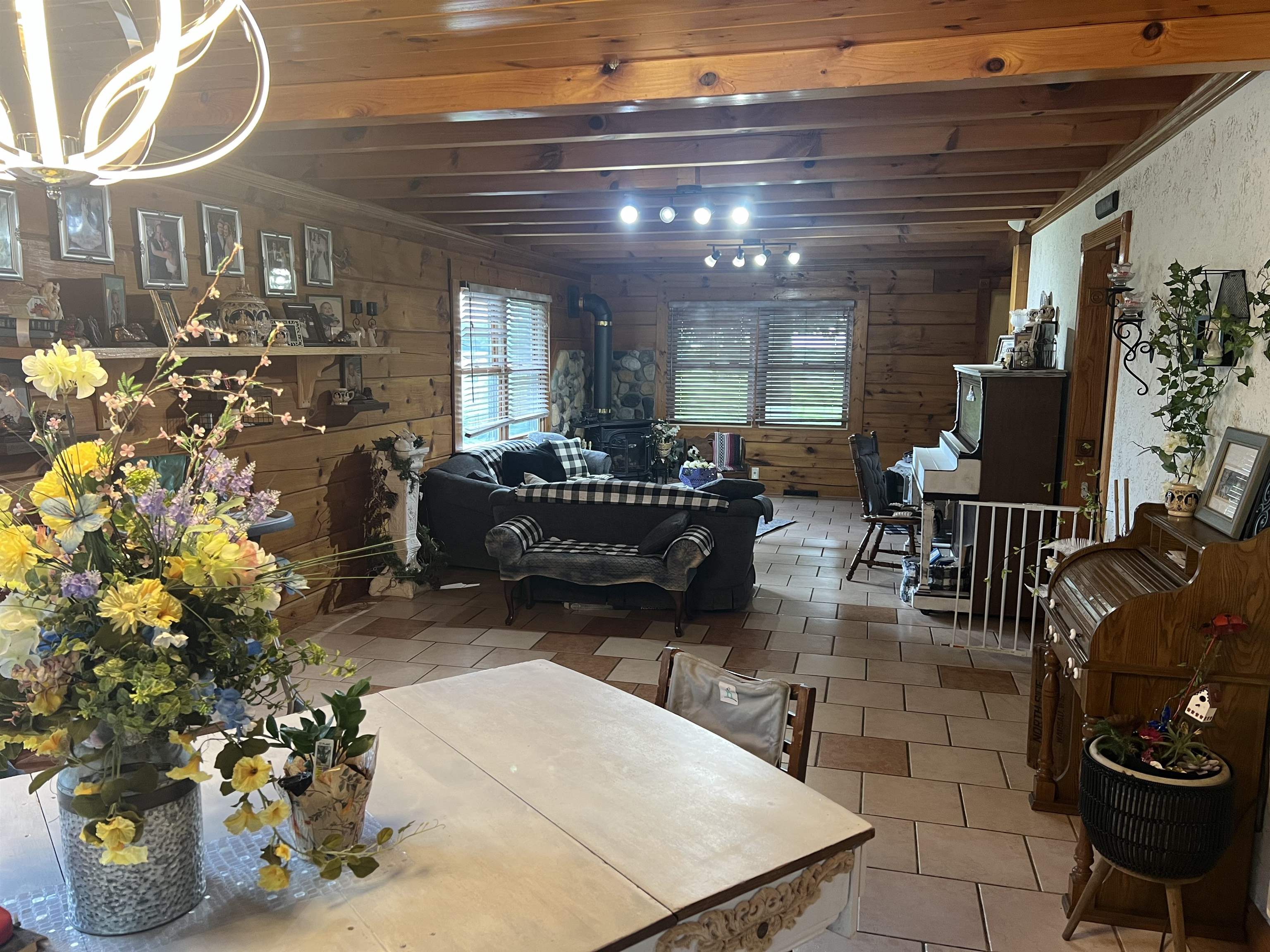 130403 COUNTY ROAD C, Auburndale, Wisconsin 54412, 3 Bedrooms Bedrooms, ,3 BathroomsBathrooms,Residential,For Sale,130403 COUNTY ROAD C,22602817
