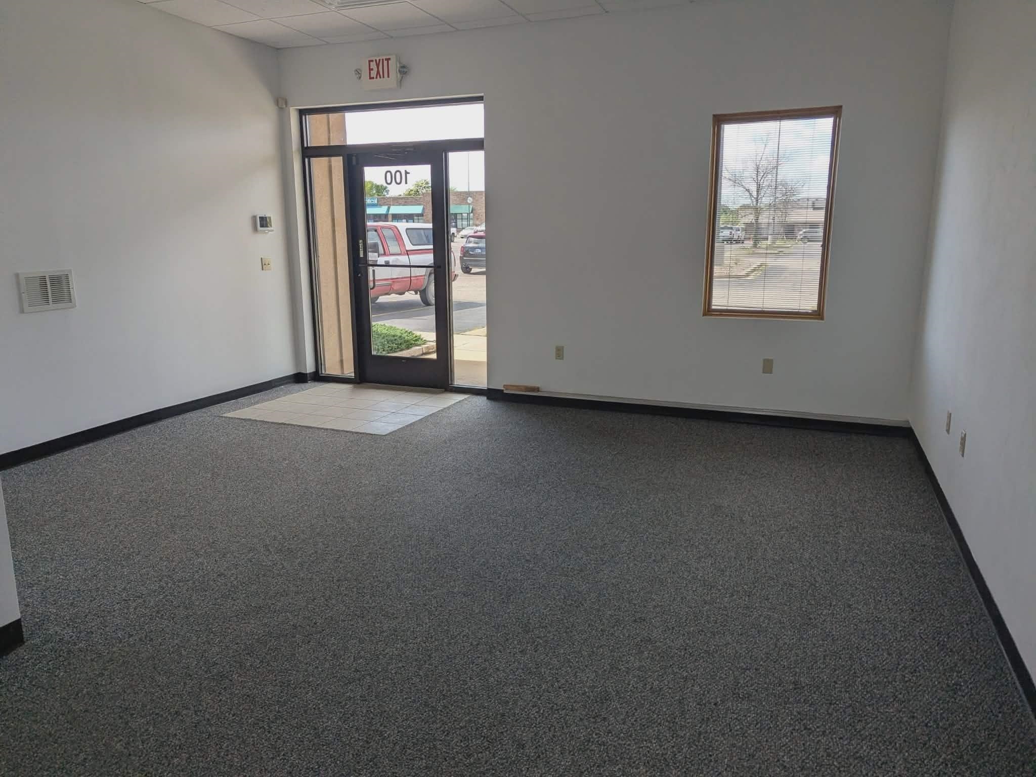 601 S CENTRAL AVENUE, Marshfield, Wisconsin 54449, ,Commercial/industrial,For Rent,601 S CENTRAL AVENUE,22602830