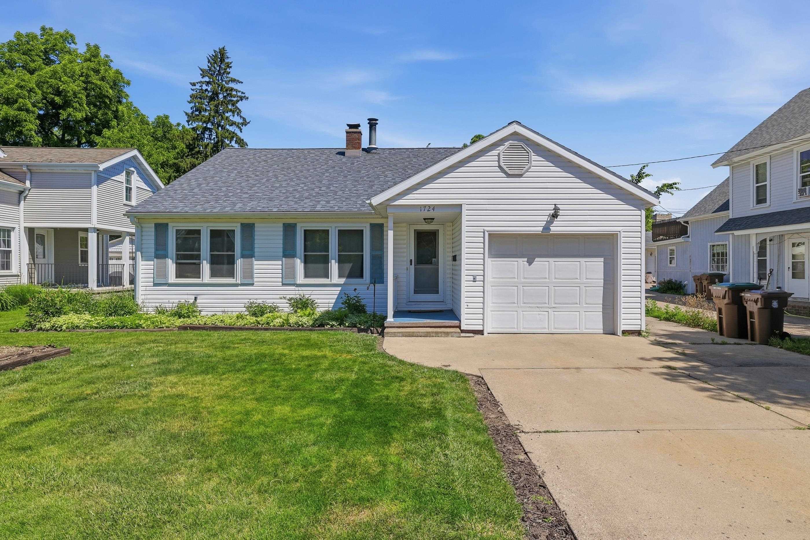 1724 MC CULLOCH STREET, Stevens Point, Wisconsin 54481, 3 Bedrooms Bedrooms, ,1 BathroomBathrooms,Residential,For Sale,1724 MC CULLOCH STREET,22602861