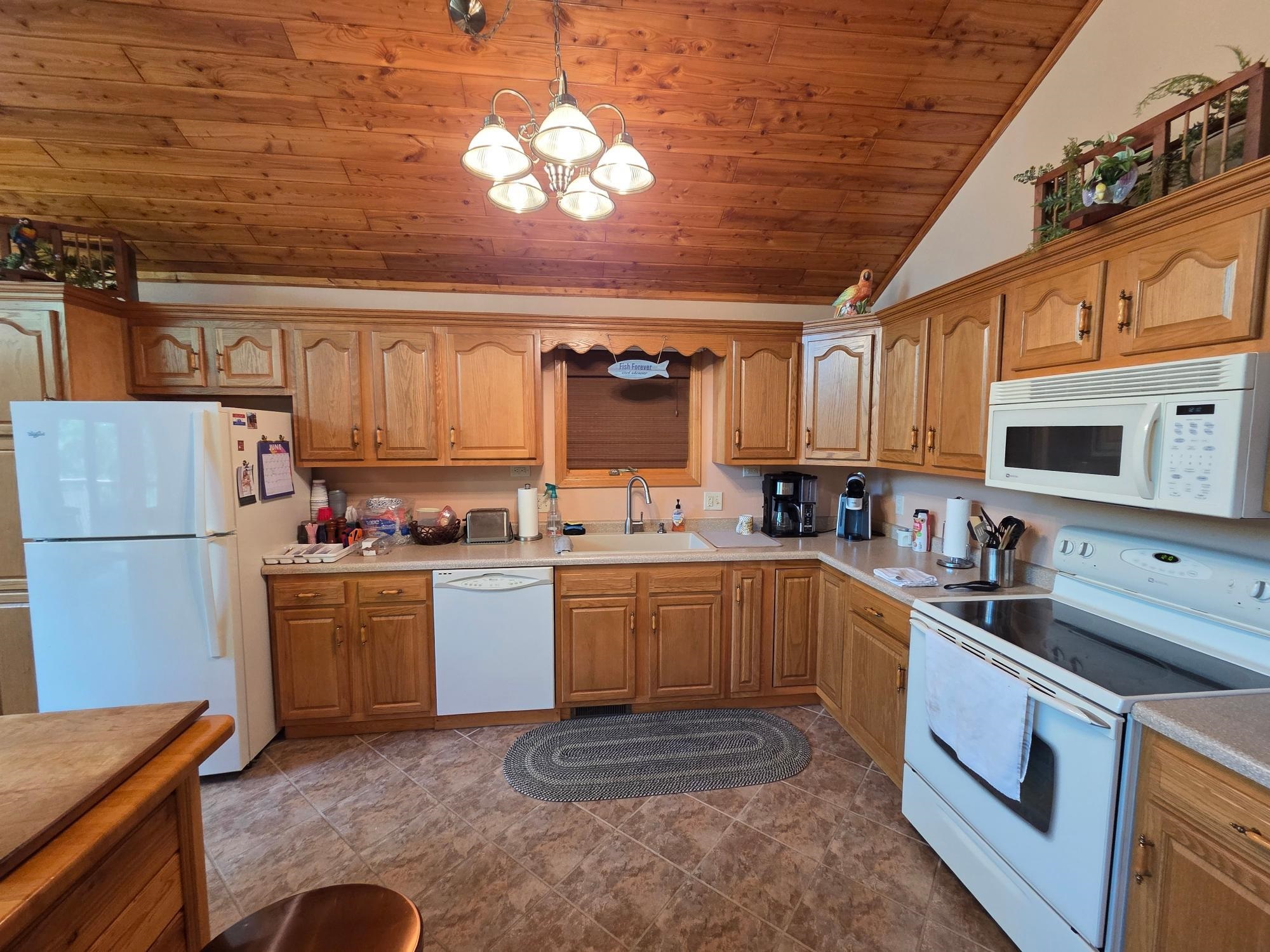 W8656 SILVER BIRCH ROAD, Tomahawk, Wisconsin 54487, 3 Bedrooms Bedrooms, ,3 BathroomsBathrooms,Residential,For Sale,W8656 SILVER BIRCH ROAD,22602874