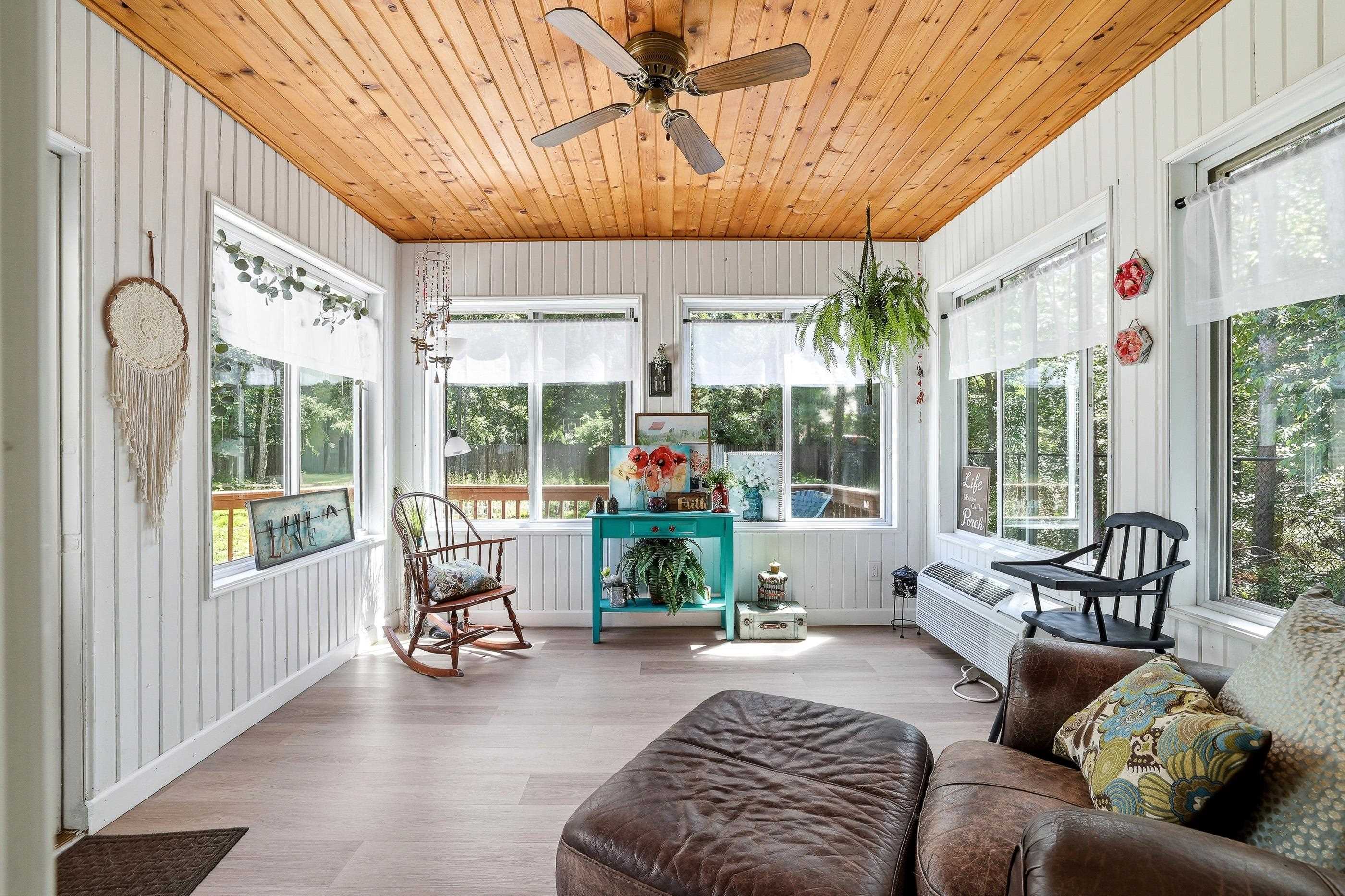 2731 HICKORY DRIVE, Plover, Wisconsin 54467, 3 Bedrooms Bedrooms, ,2 BathroomsBathrooms,Residential,For Sale,2731 HICKORY DRIVE,22602876