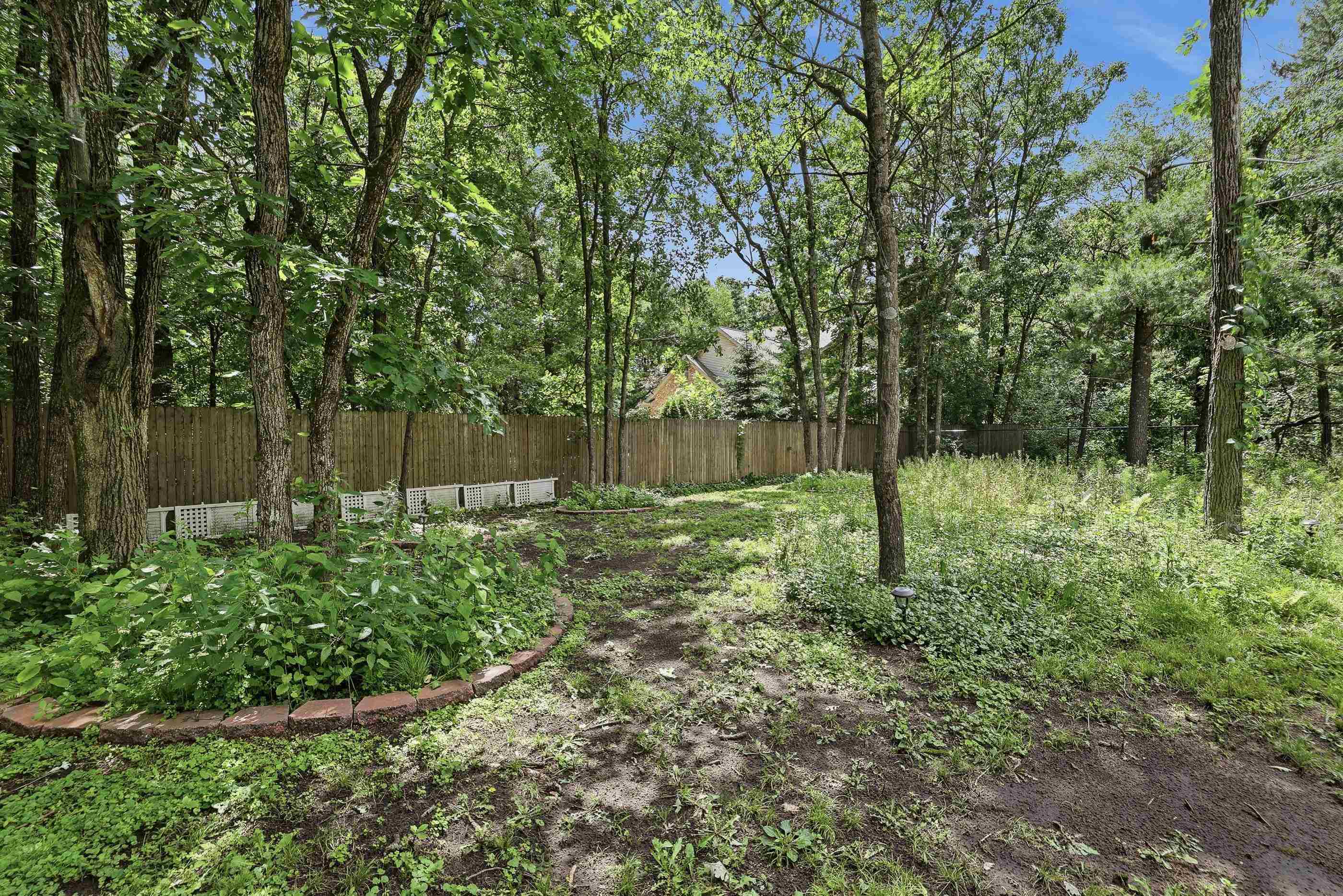 2731 HICKORY DRIVE, Plover, Wisconsin 54467, 3 Bedrooms Bedrooms, ,2 BathroomsBathrooms,Residential,For Sale,2731 HICKORY DRIVE,22602876