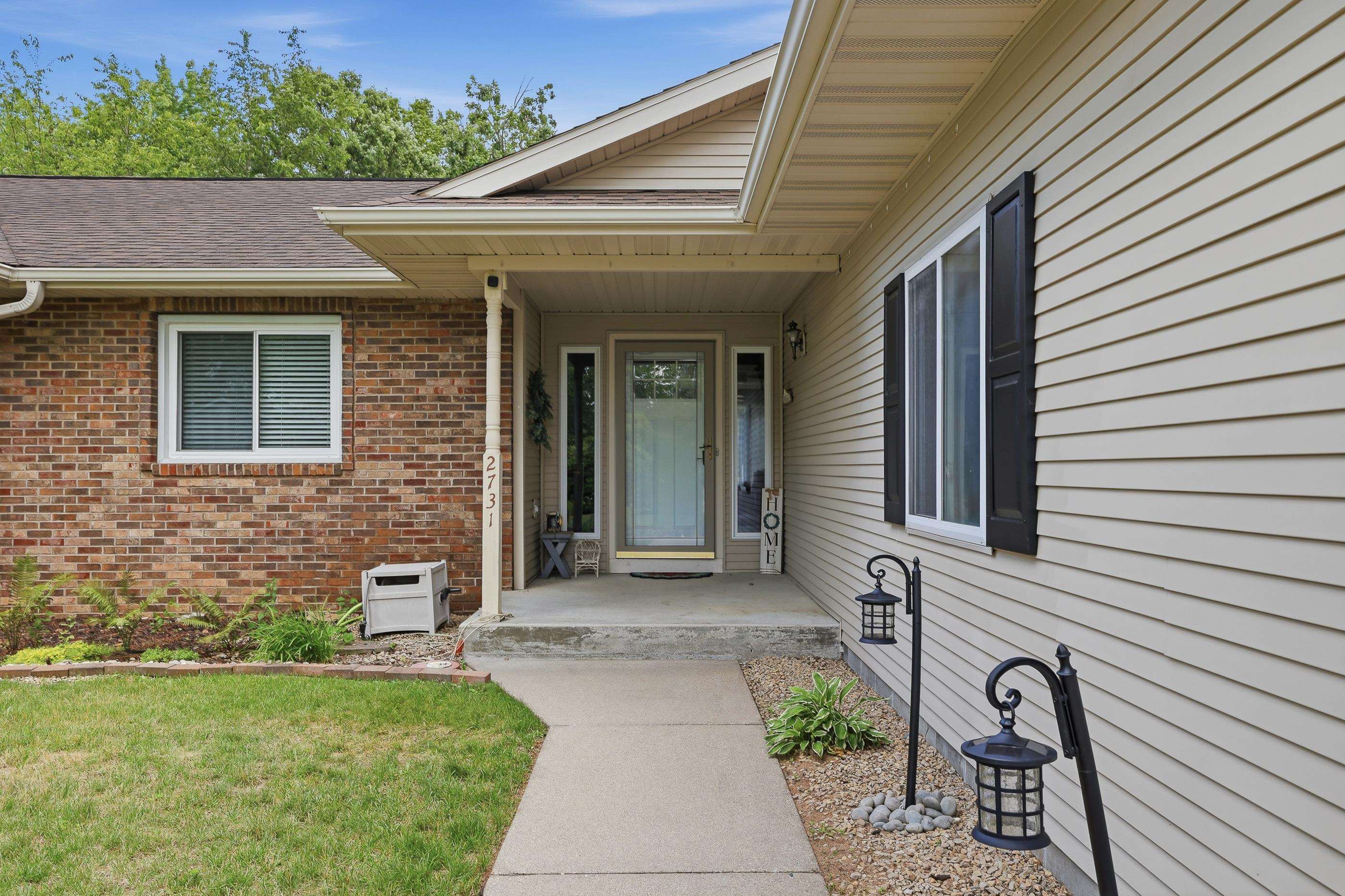 2731 HICKORY DRIVE, Plover, Wisconsin 54467, 3 Bedrooms Bedrooms, ,2 BathroomsBathrooms,Residential,For Sale,2731 HICKORY DRIVE,22602876