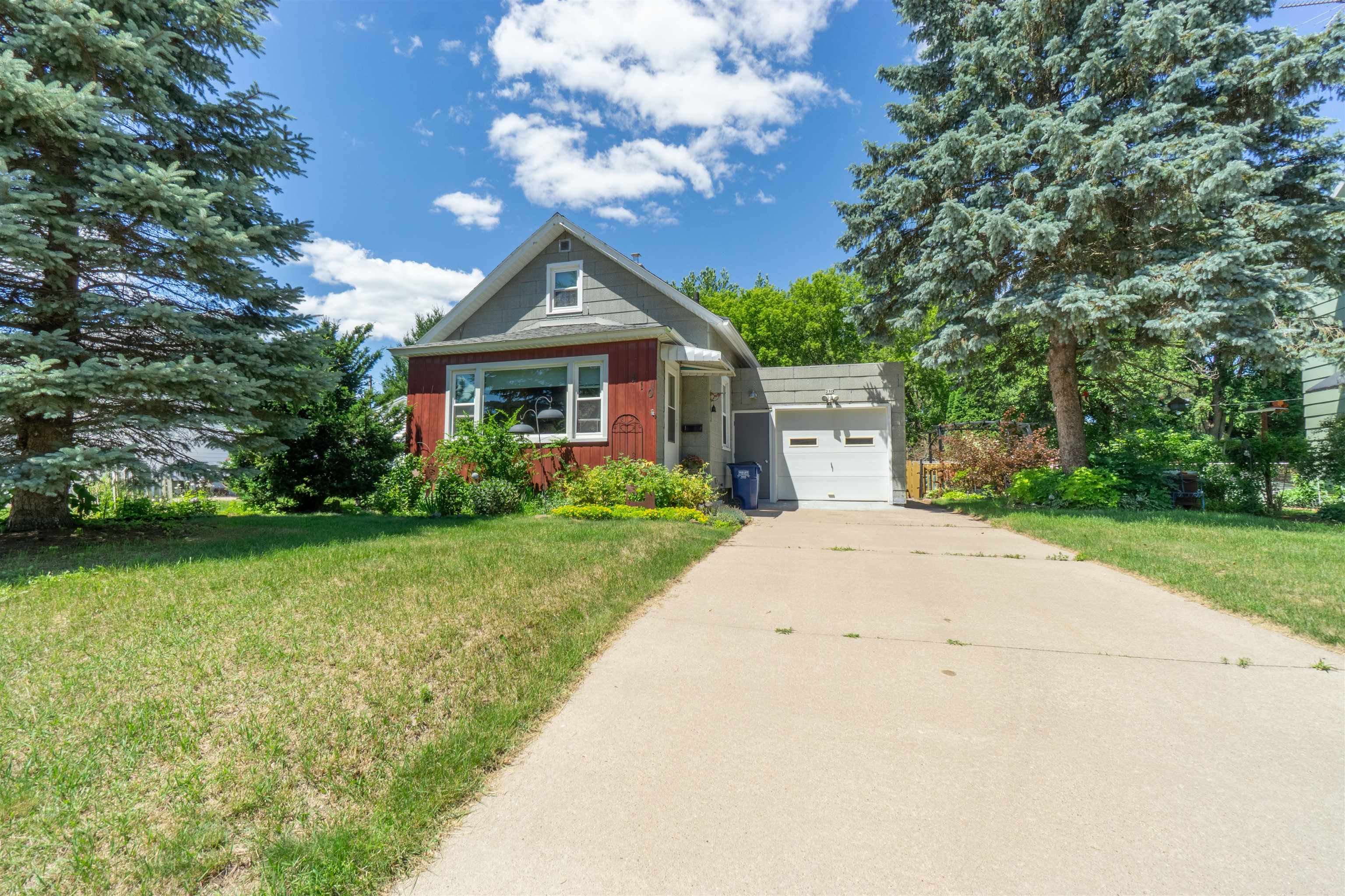 210 MORRIS STREET, Schofield, Wisconsin 54476, 3 Bedrooms Bedrooms, ,1 BathroomBathrooms,Residential,For Sale,210 MORRIS STREET,22602878