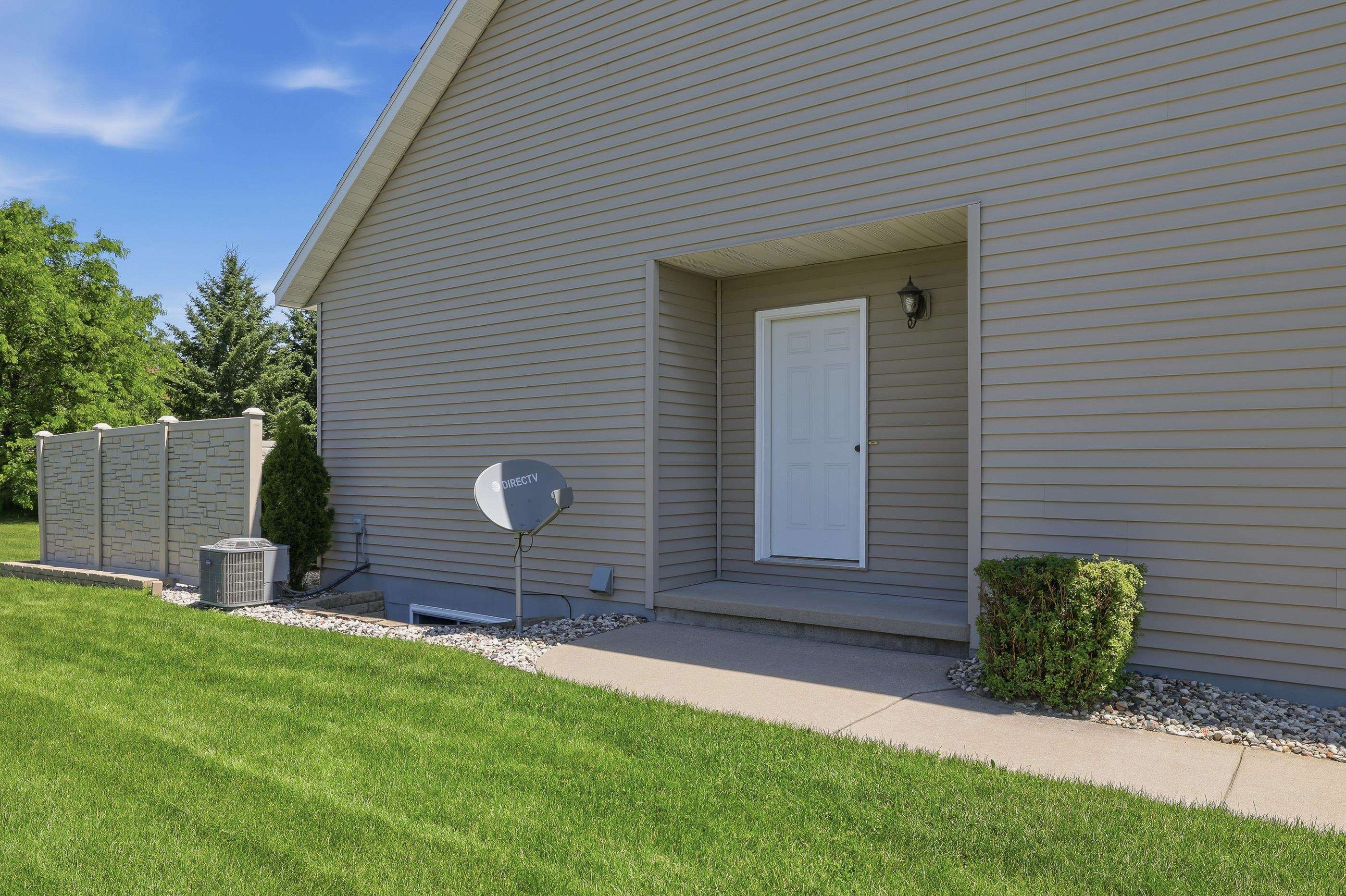 5408 WOODLAND STREET, Stevens Point, Wisconsin 54482, 3 Bedrooms Bedrooms, ,2 BathroomsBathrooms,Residential,For Sale,5408 WOODLAND STREET,22602880