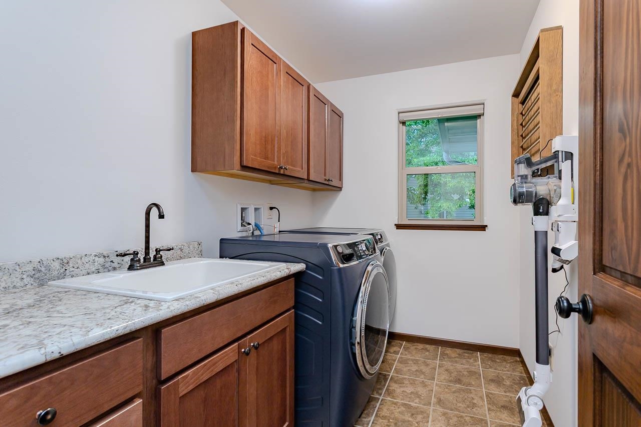 212 TUZIGOOT LANE, Wausau, Wisconsin 54403, 4 Bedrooms Bedrooms, ,3 BathroomsBathrooms,Residential,For Sale,212 TUZIGOOT LANE,22602881