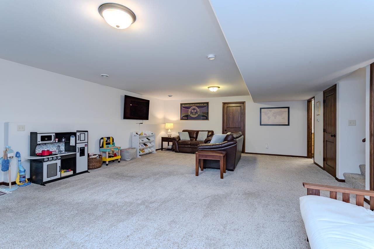 212 TUZIGOOT LANE, Wausau, Wisconsin 54403, 4 Bedrooms Bedrooms, ,3 BathroomsBathrooms,Residential,For Sale,212 TUZIGOOT LANE,22602881