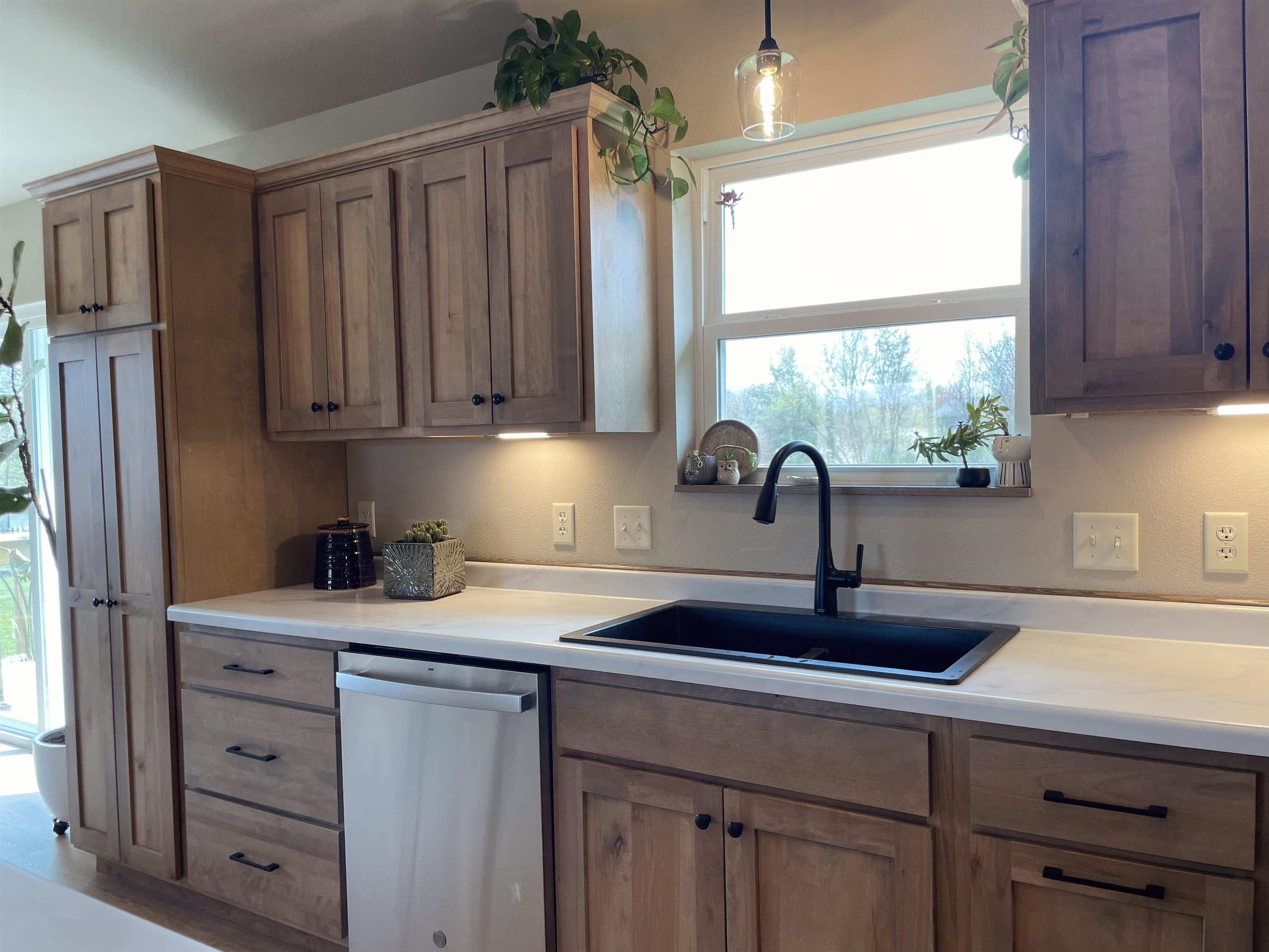 116 CURTIS AVENUE, Hatley, Wisconsin 54440, 4 Bedrooms Bedrooms, ,3 BathroomsBathrooms,Residential,For Sale,116 CURTIS AVENUE,22602883