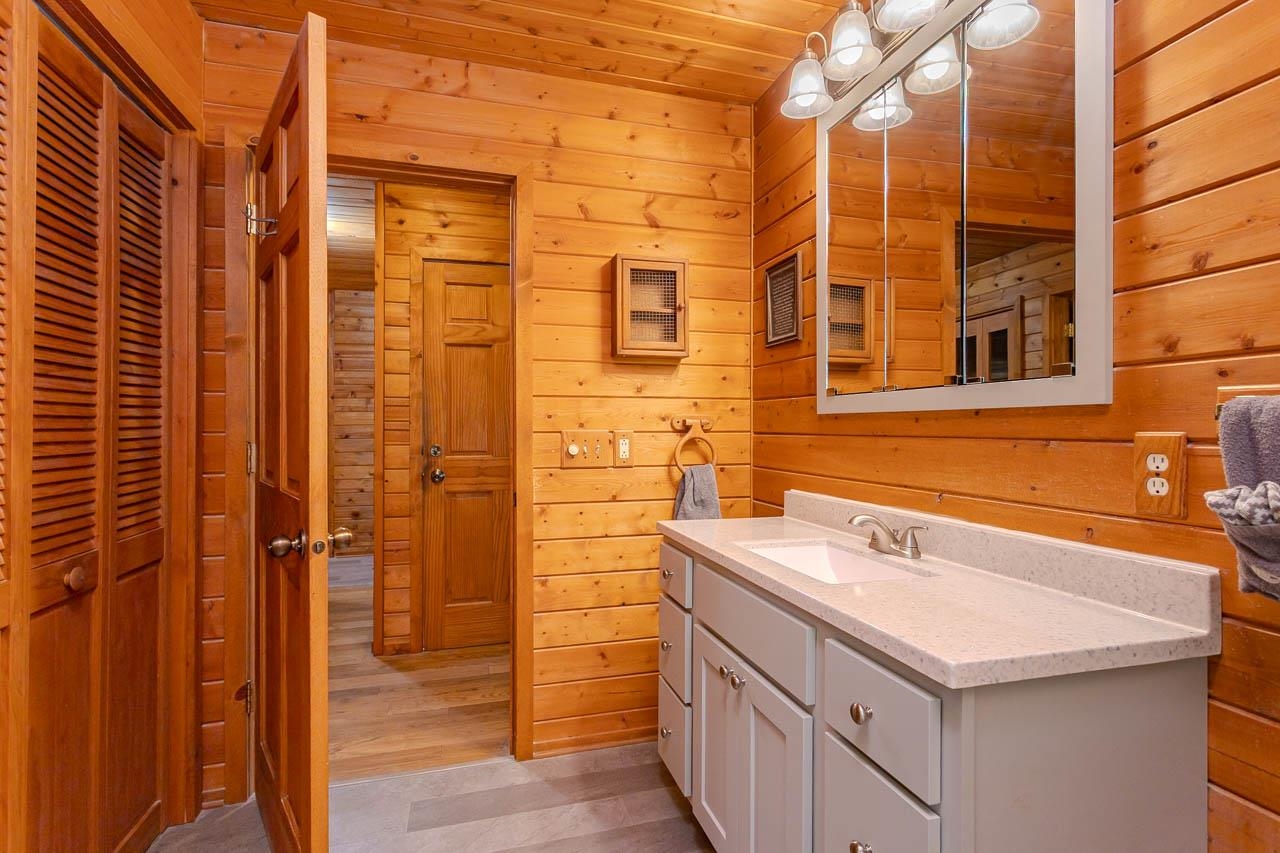 W6691 THE CLEARING, Merrill, Wisconsin 54452, 3 Bedrooms Bedrooms, ,2 BathroomsBathrooms,Residential,For Sale,W6691 THE CLEARING,22602893