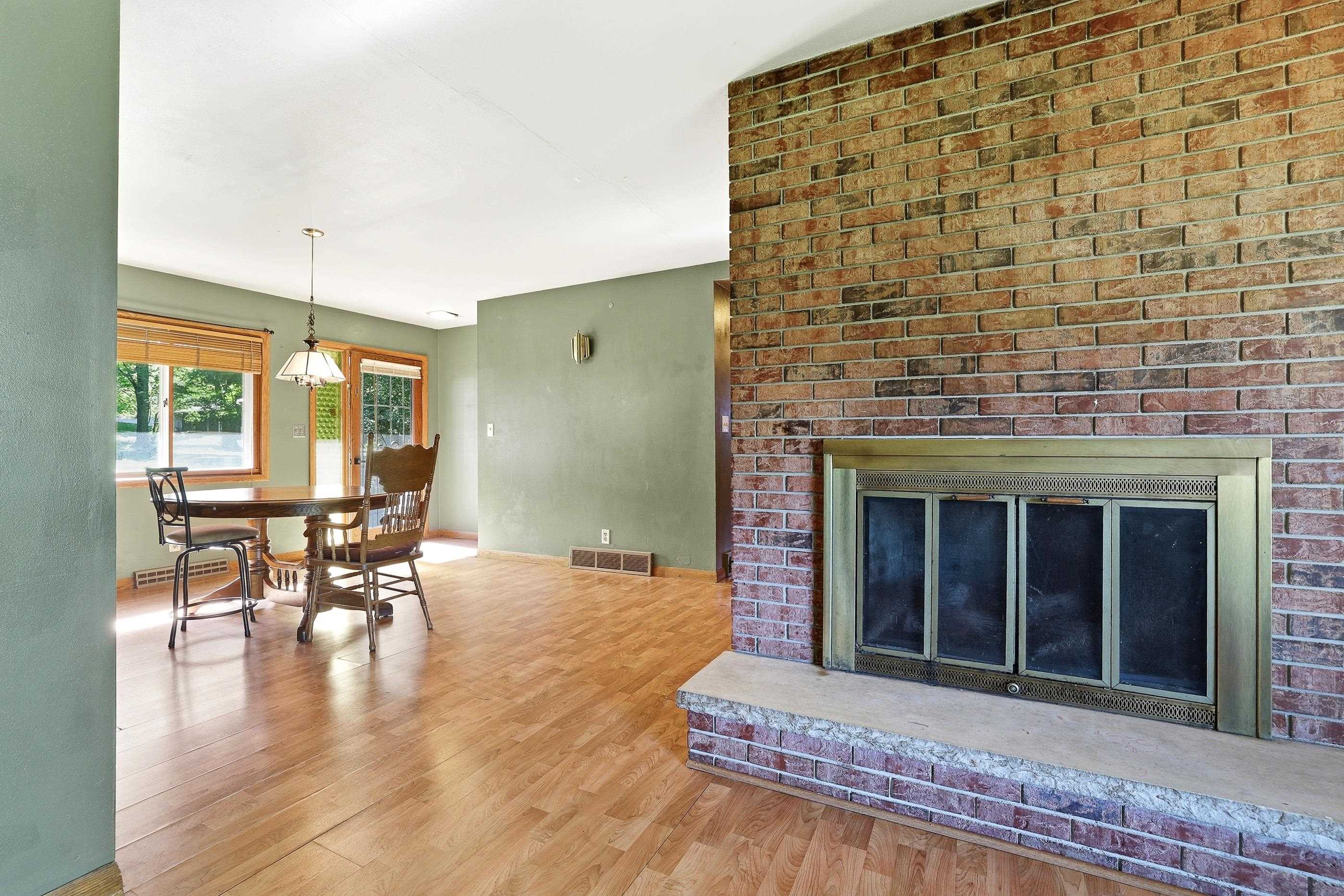 908 S 11TH STREET, Wausau, Wisconsin 54403, 5 Bedrooms Bedrooms, ,1 BathroomBathrooms,Residential,For Sale,908 S 11TH STREET,22602894