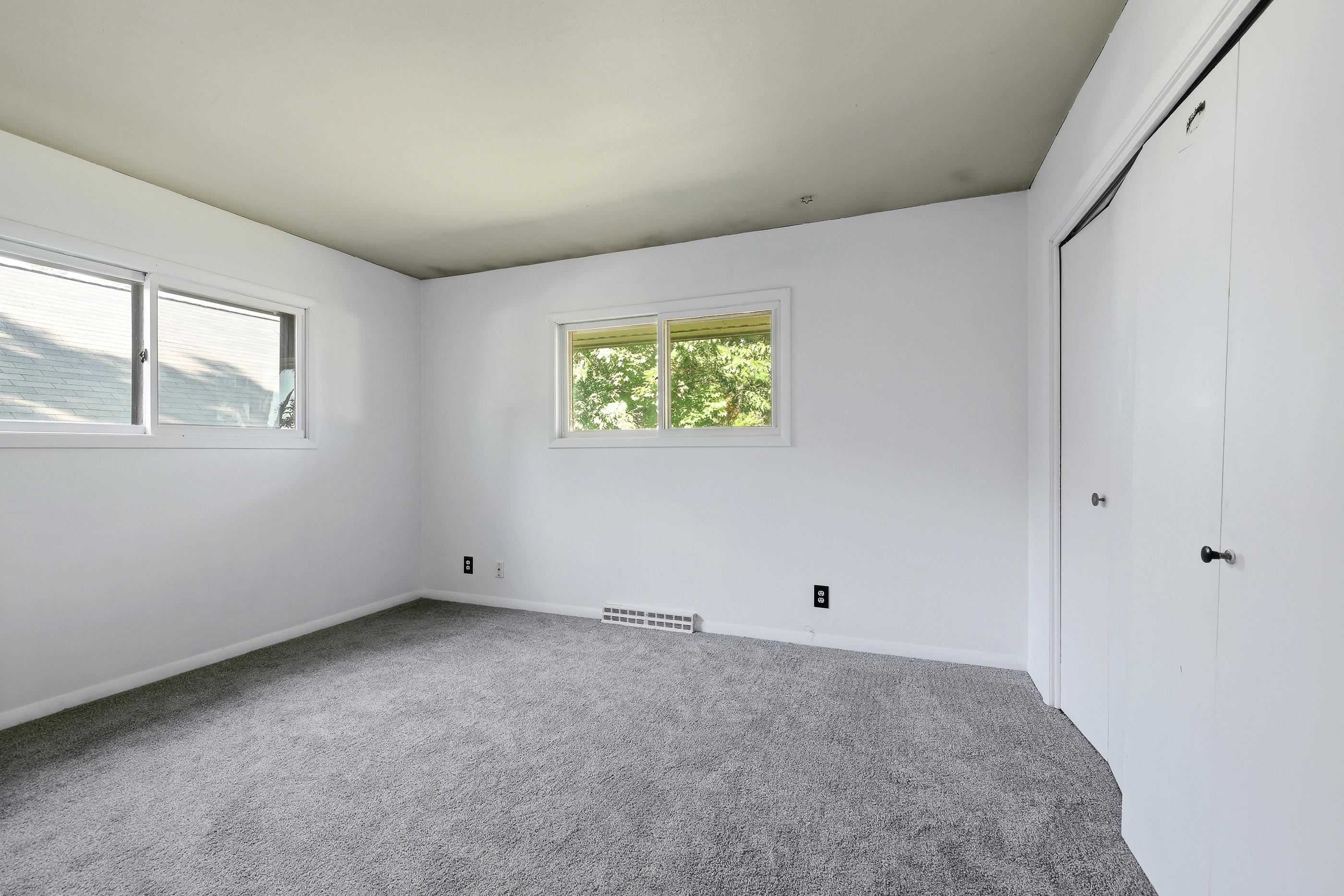 908 S 11TH STREET, Wausau, Wisconsin 54403, 5 Bedrooms Bedrooms, ,1 BathroomBathrooms,Residential,For Sale,908 S 11TH STREET,22602894