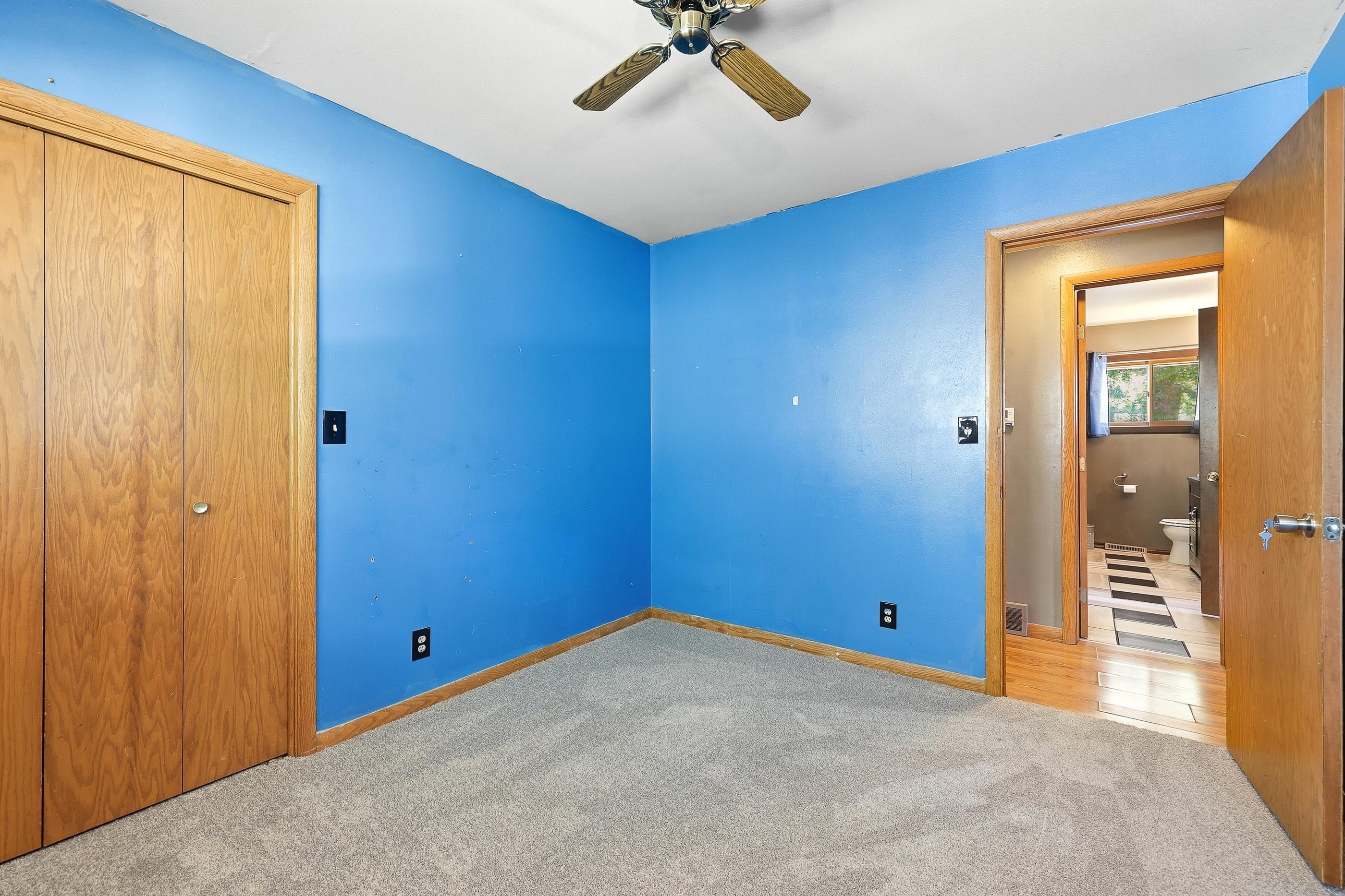 908 S 11TH STREET, Wausau, Wisconsin 54403, 5 Bedrooms Bedrooms, ,1 BathroomBathrooms,Residential,For Sale,908 S 11TH STREET,22602894