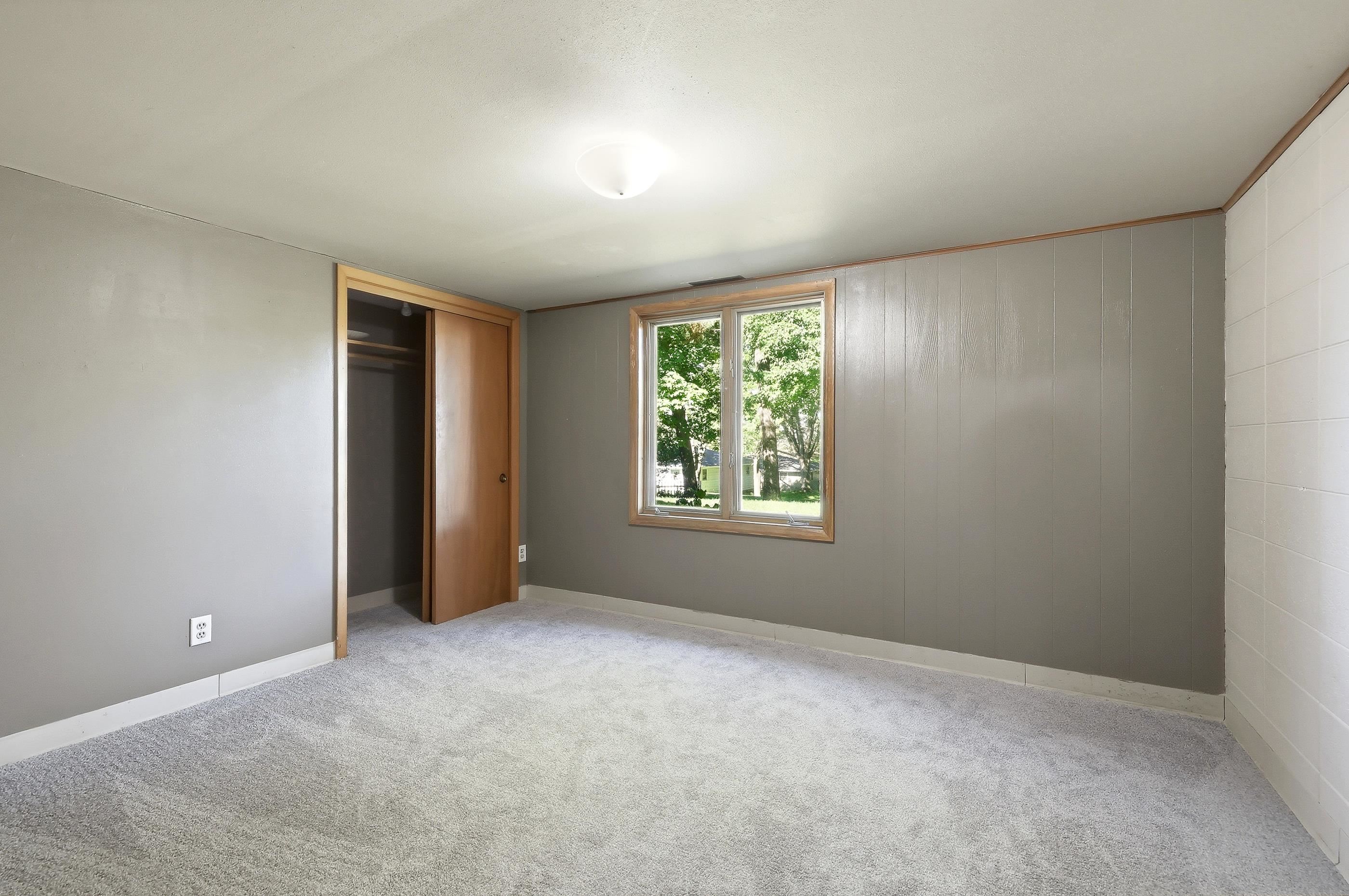 908 S 11TH STREET, Wausau, Wisconsin 54403, 5 Bedrooms Bedrooms, ,1 BathroomBathrooms,Residential,For Sale,908 S 11TH STREET,22602894