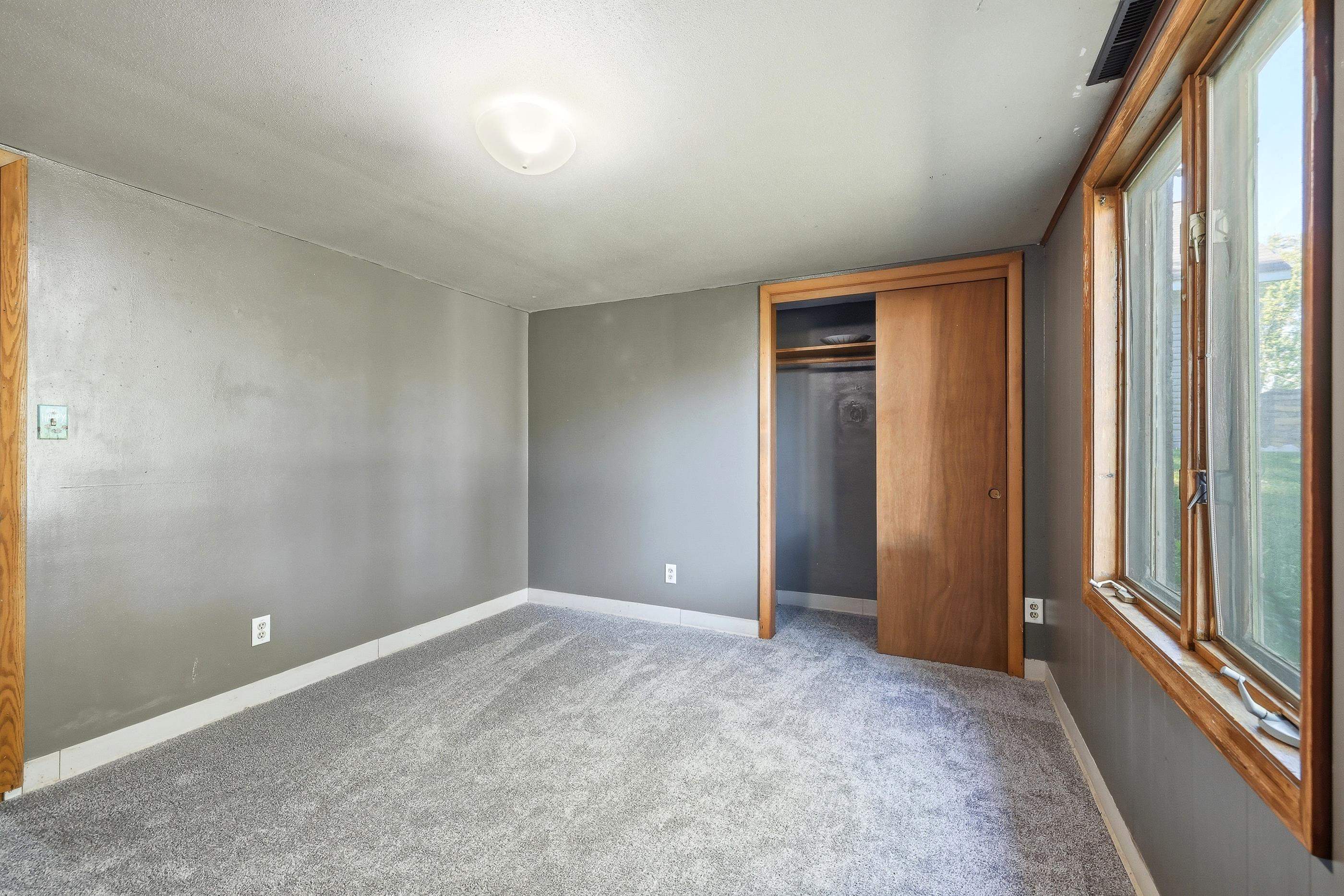 908 S 11TH STREET, Wausau, Wisconsin 54403, 5 Bedrooms Bedrooms, ,1 BathroomBathrooms,Residential,For Sale,908 S 11TH STREET,22602894