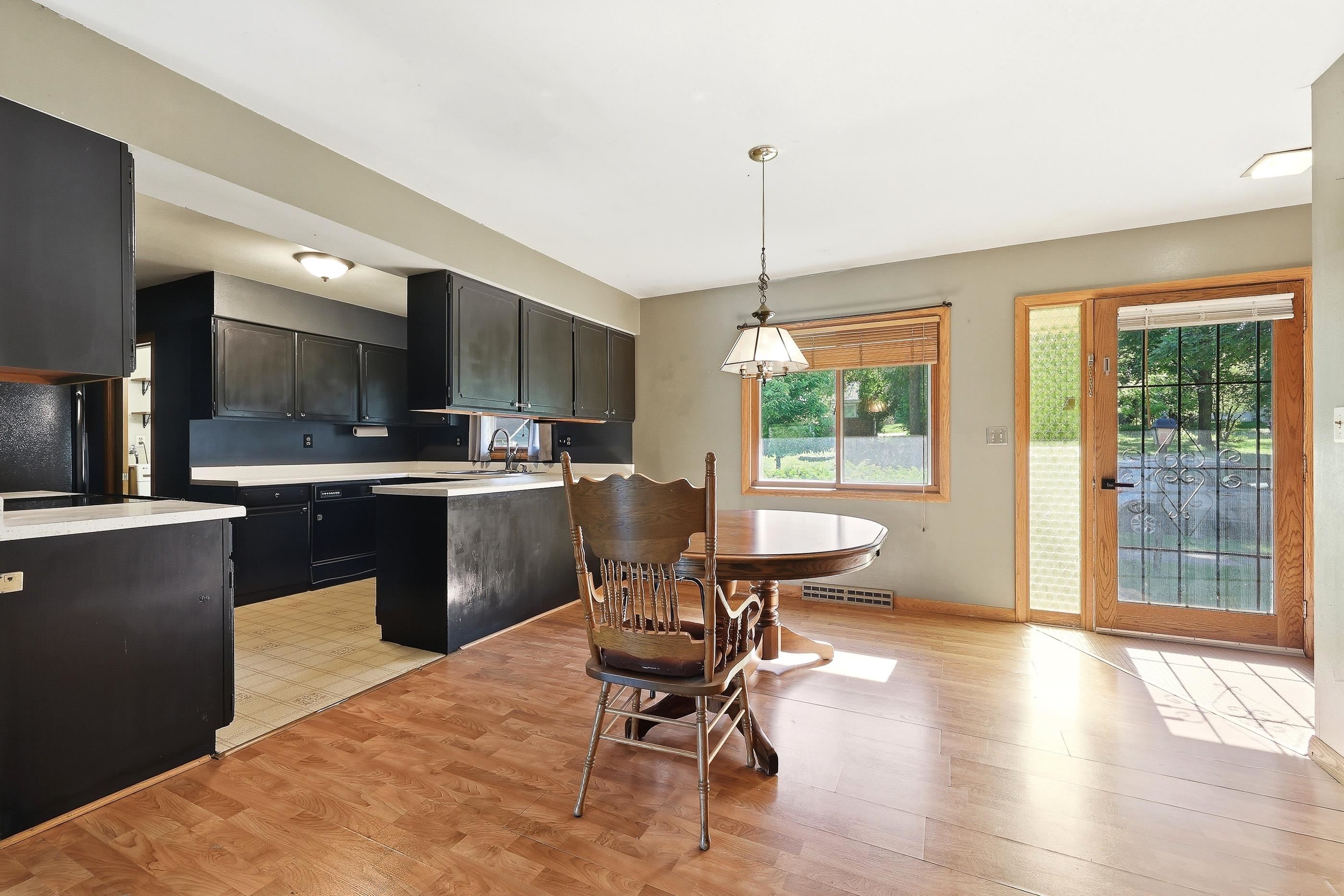 908 S 11TH STREET, Wausau, Wisconsin 54403, 5 Bedrooms Bedrooms, ,1 BathroomBathrooms,Residential,For Sale,908 S 11TH STREET,22602894