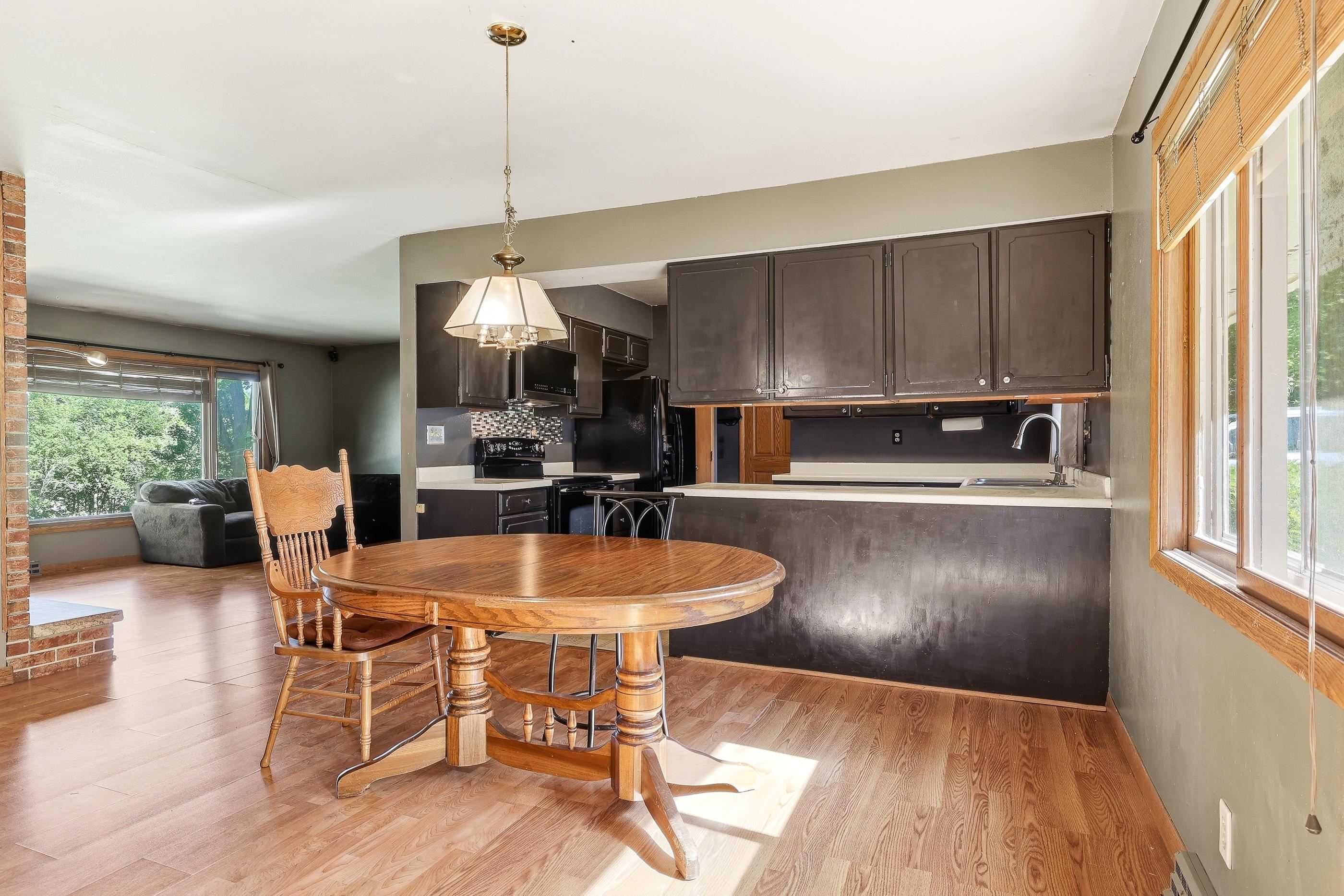 908 S 11TH STREET, Wausau, Wisconsin 54403, 5 Bedrooms Bedrooms, ,1 BathroomBathrooms,Residential,For Sale,908 S 11TH STREET,22602894