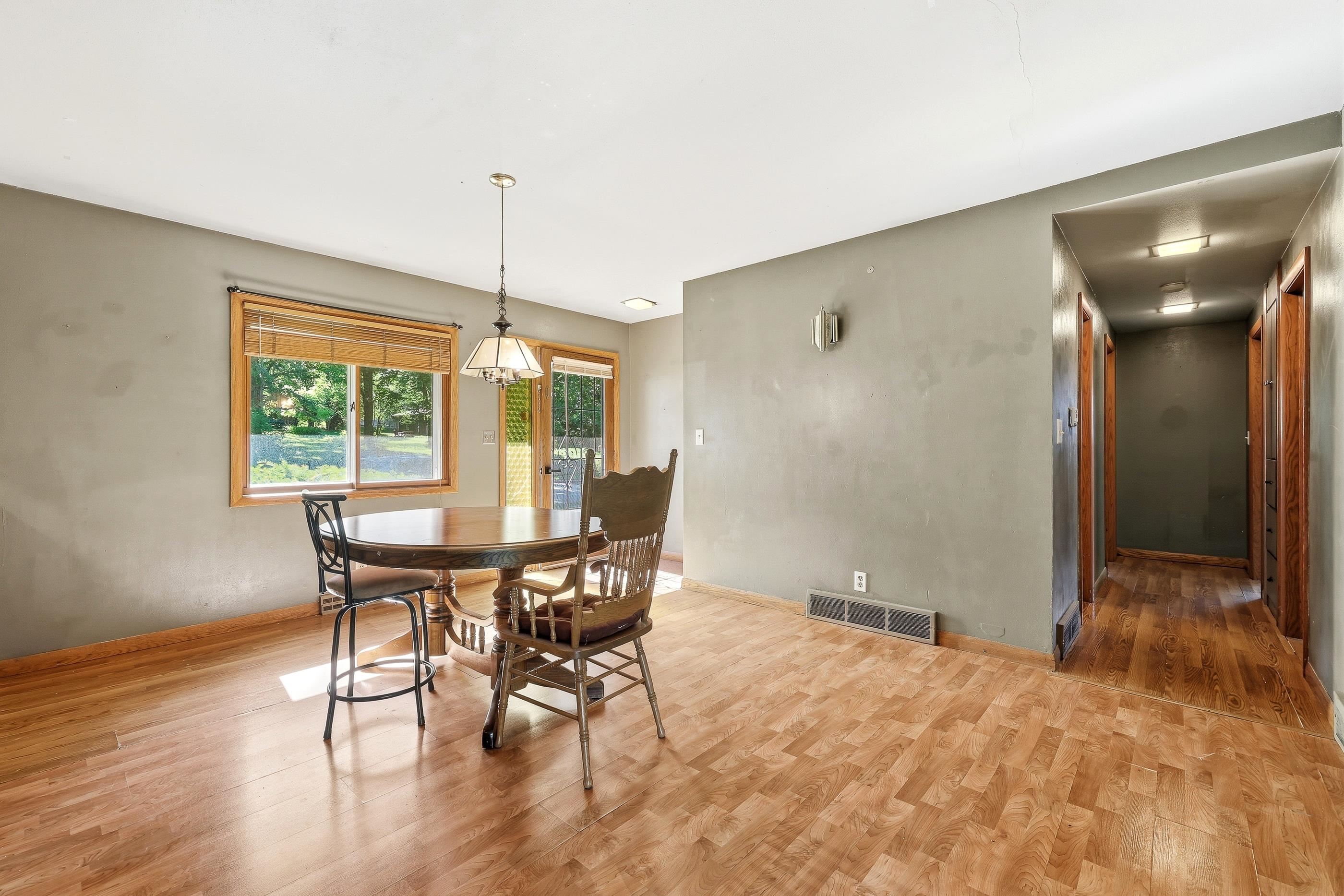 908 S 11TH STREET, Wausau, Wisconsin 54403, 5 Bedrooms Bedrooms, ,1 BathroomBathrooms,Residential,For Sale,908 S 11TH STREET,22602894