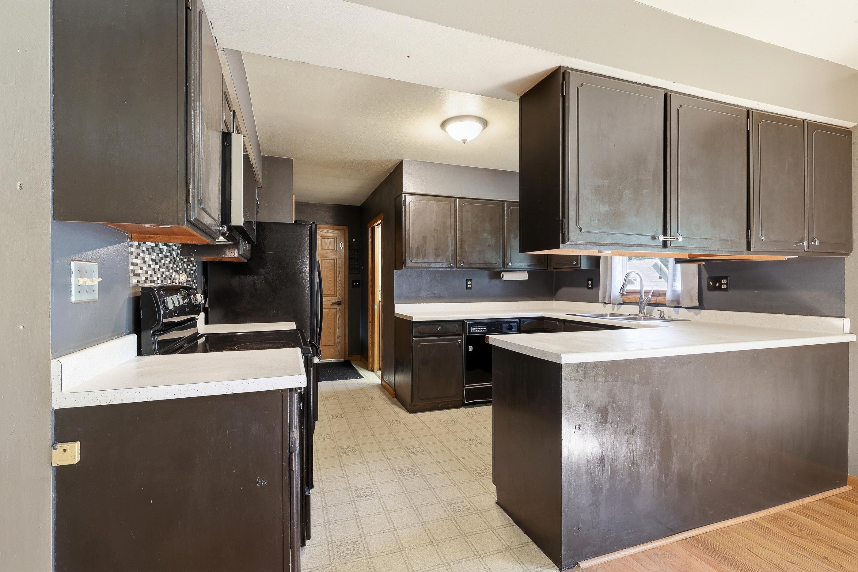 908 S 11TH STREET, Wausau, Wisconsin 54403, 5 Bedrooms Bedrooms, ,1 BathroomBathrooms,Residential,For Sale,908 S 11TH STREET,22602894