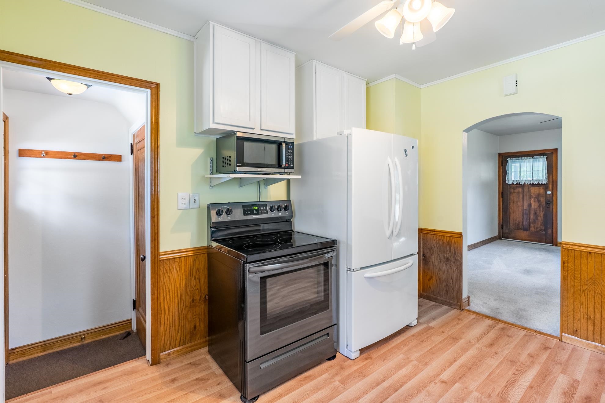 1120 S 8TH AVENUE, Wausau, Wisconsin 54401, 3 Bedrooms Bedrooms, ,1 BathroomBathrooms,Residential,For Sale,1120 S 8TH AVENUE,22602895