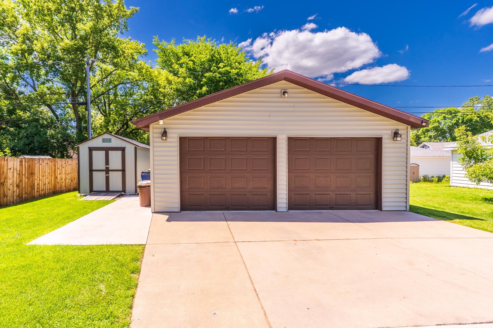 1120 S 8TH AVENUE, Wausau, Wisconsin 54401, 3 Bedrooms Bedrooms, ,1 BathroomBathrooms,Residential,For Sale,1120 S 8TH AVENUE,22602895