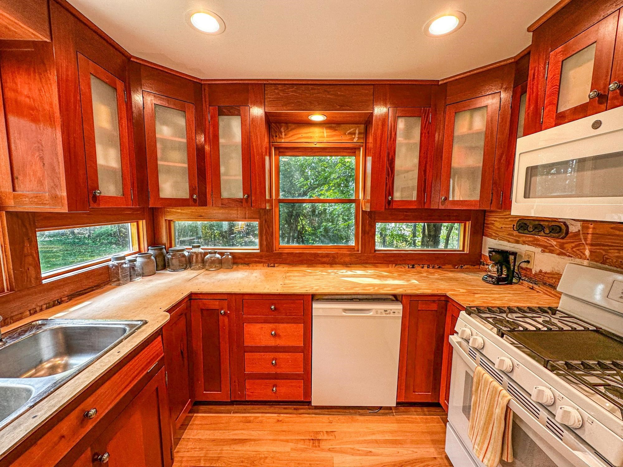 W7675 COUNTY ROAD W, Phillips, Wisconsin 54555, 3 Bedrooms Bedrooms, ,2 BathroomsBathrooms,Residential,For Sale,W7675 COUNTY ROAD W,22602896