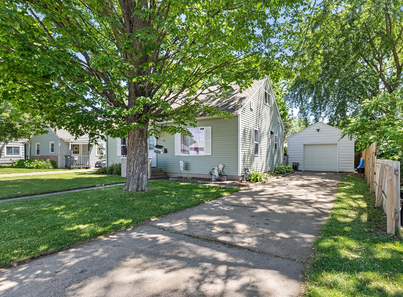 521 N 9TH AVENUE, Wausau, Wisconsin 54401, 4 Bedrooms Bedrooms, ,1 BathroomBathrooms,Residential,For Sale,521 N 9TH AVENUE,22602898