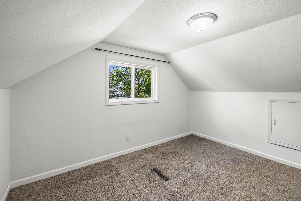521 N 9TH AVENUE, Wausau, Wisconsin 54401, 4 Bedrooms Bedrooms, ,1 BathroomBathrooms,Residential,For Sale,521 N 9TH AVENUE,22602898
