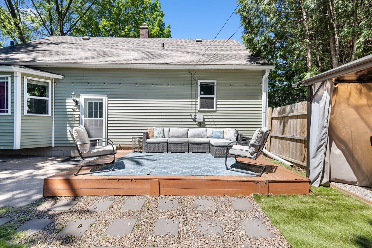 521 N 9TH AVENUE, Wausau, Wisconsin 54401, 4 Bedrooms Bedrooms, ,1 BathroomBathrooms,Residential,For Sale,521 N 9TH AVENUE,22602898