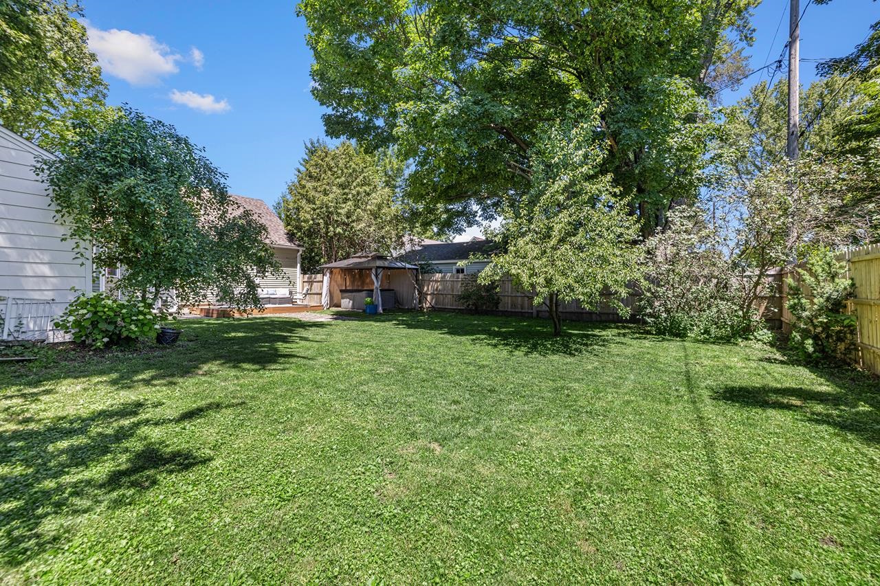 521 N 9TH AVENUE, Wausau, Wisconsin 54401, 4 Bedrooms Bedrooms, ,1 BathroomBathrooms,Residential,For Sale,521 N 9TH AVENUE,22602898