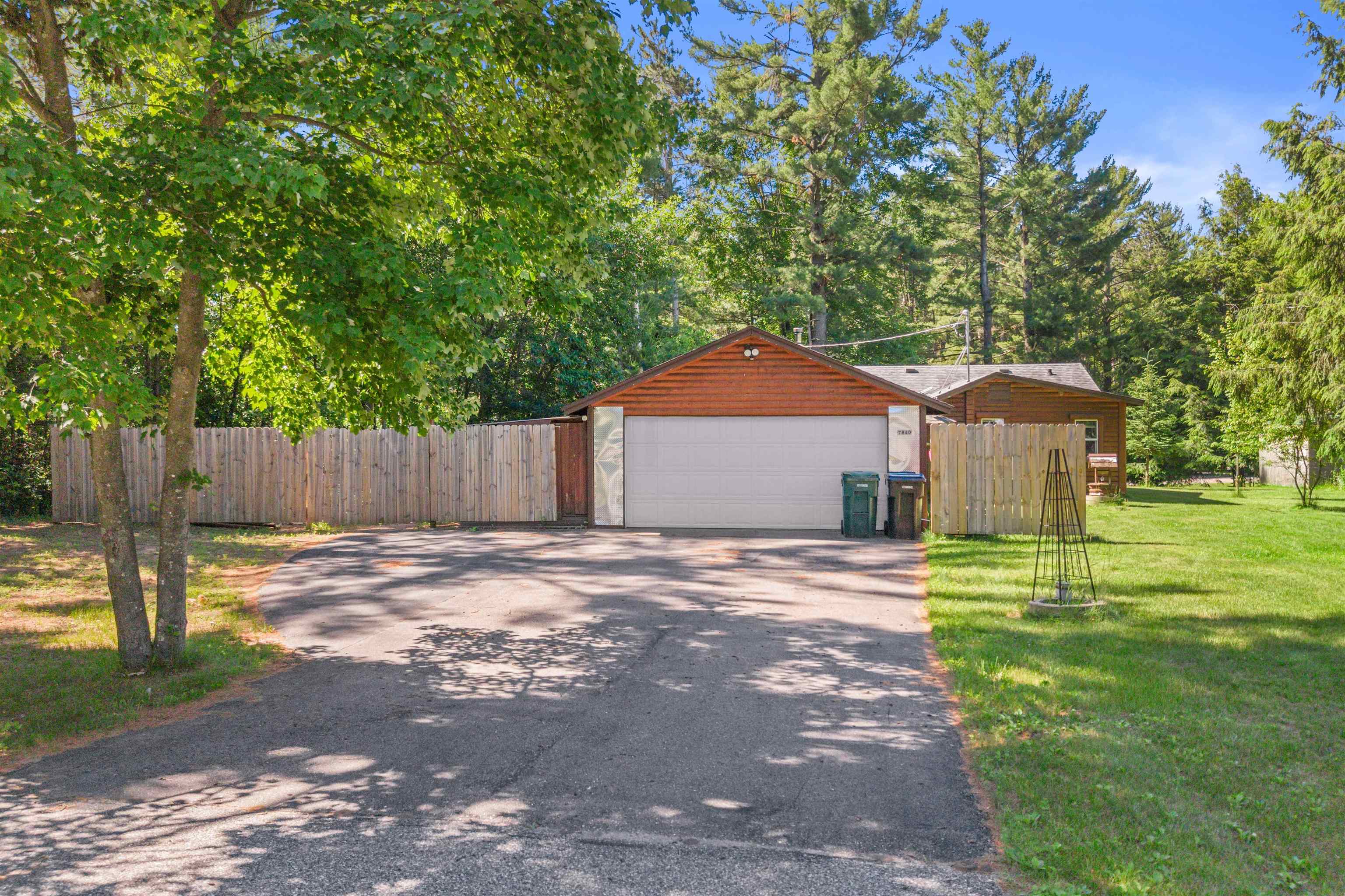 7840 GROVE AVENUE, Wisconsin Rapids, Wisconsin 54494, 1 Bedroom Bedrooms, ,1 BathroomBathrooms,Residential,For Sale,7840 GROVE AVENUE,22602906