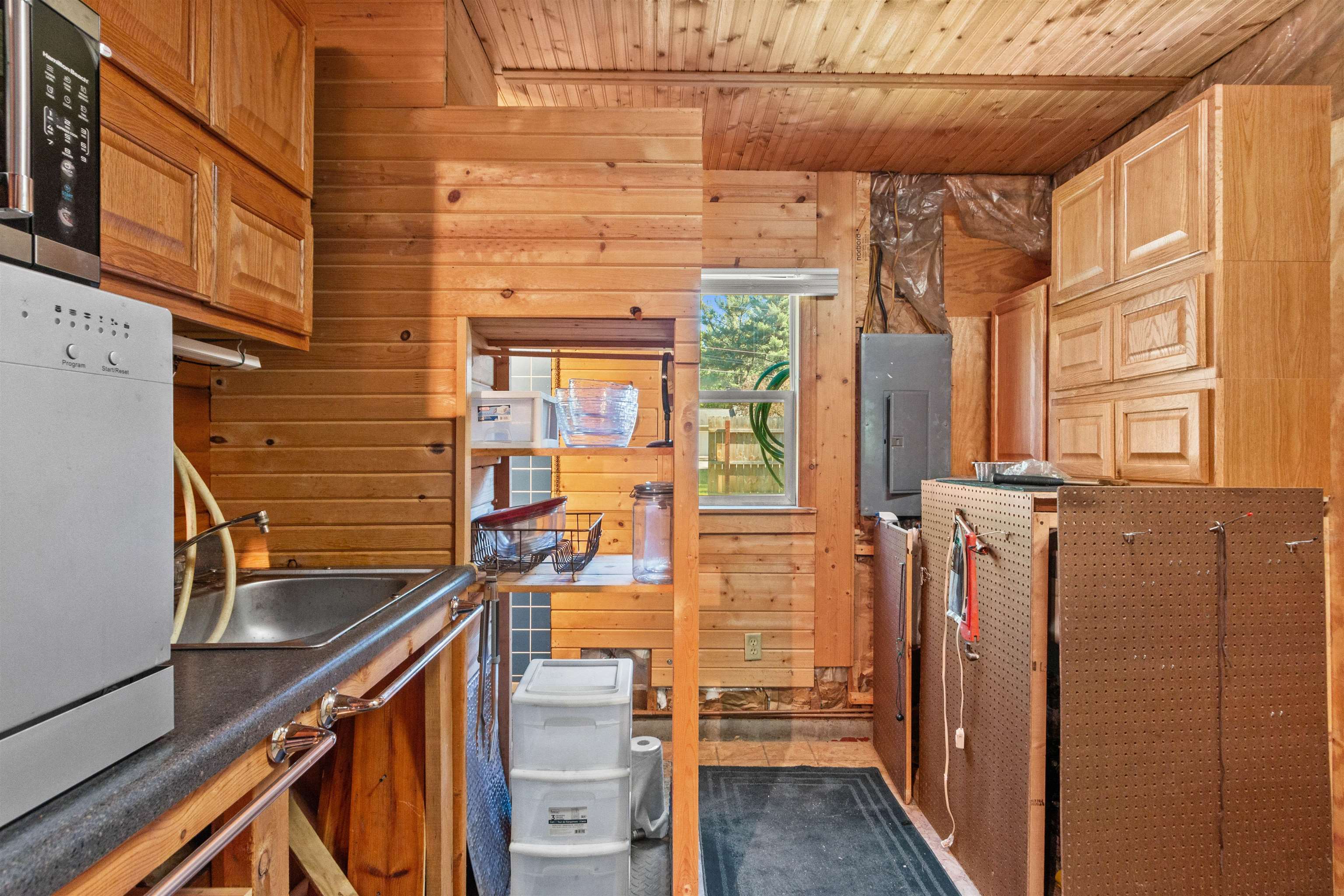 7840 GROVE AVENUE, Wisconsin Rapids, Wisconsin 54494, 1 Bedroom Bedrooms, ,1 BathroomBathrooms,Residential,For Sale,7840 GROVE AVENUE,22602906