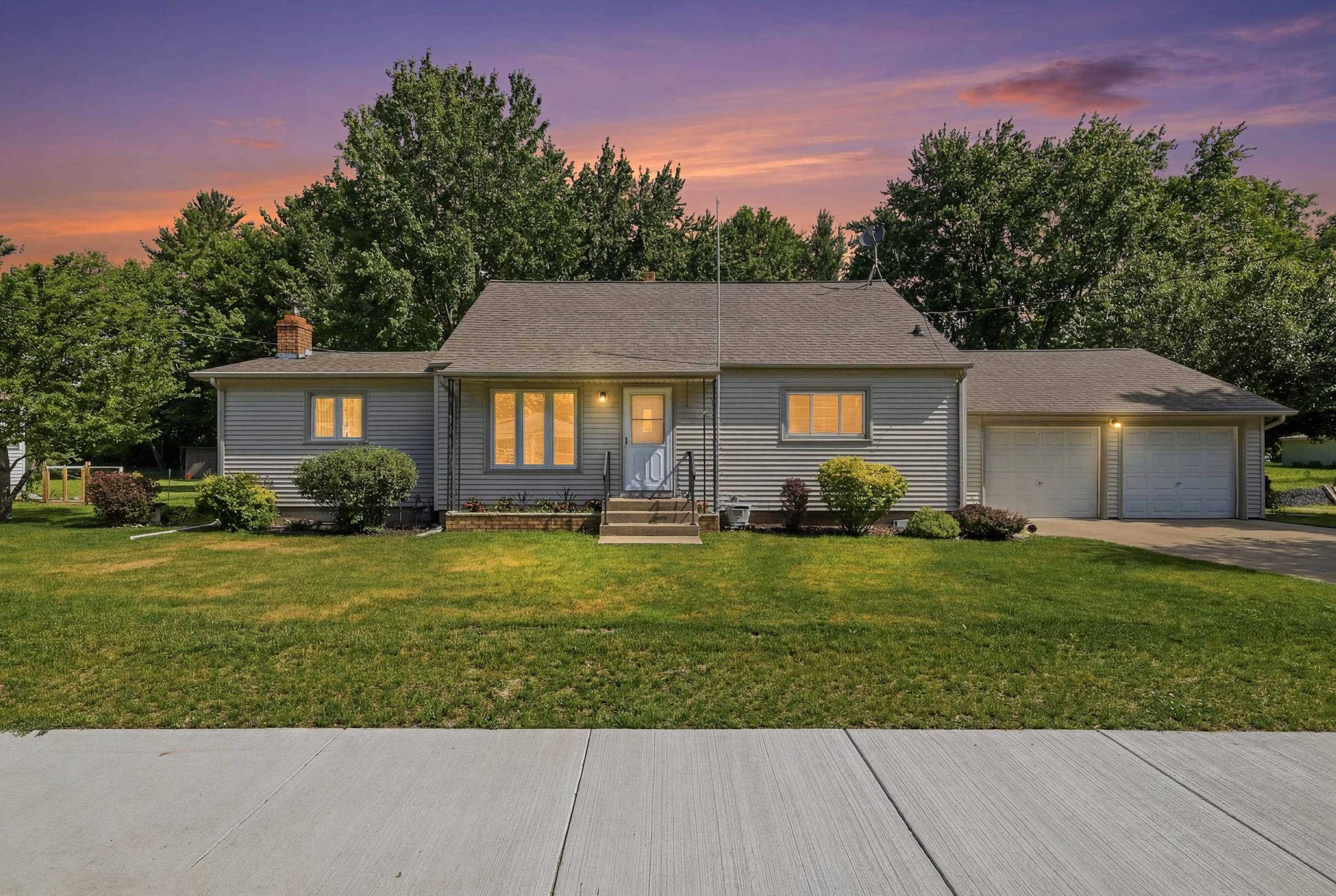 308 WALKER STREET, Stevens Point, Wisconsin 54481, 3 Bedrooms Bedrooms, ,1 BathroomBathrooms,Residential,For Sale,308 WALKER STREET,22602910