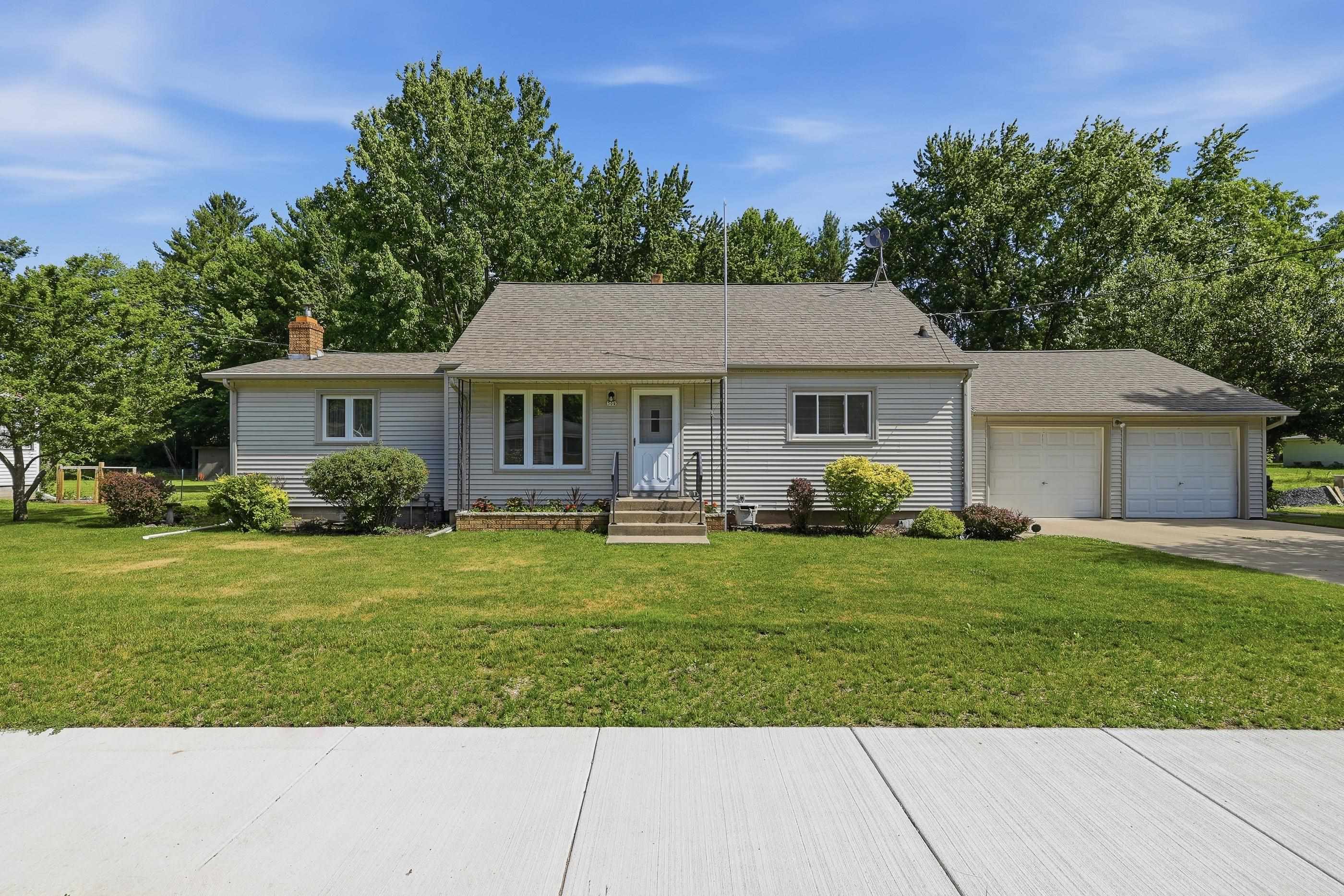 308 WALKER STREET, Stevens Point, Wisconsin 54481, 3 Bedrooms Bedrooms, ,1 BathroomBathrooms,Residential,For Sale,308 WALKER STREET,22602910