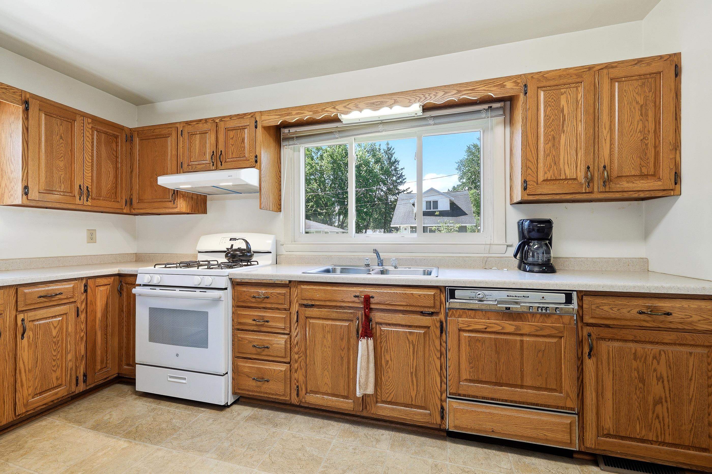 308 WALKER STREET, Stevens Point, Wisconsin 54481, 3 Bedrooms Bedrooms, ,1 BathroomBathrooms,Residential,For Sale,308 WALKER STREET,22602910