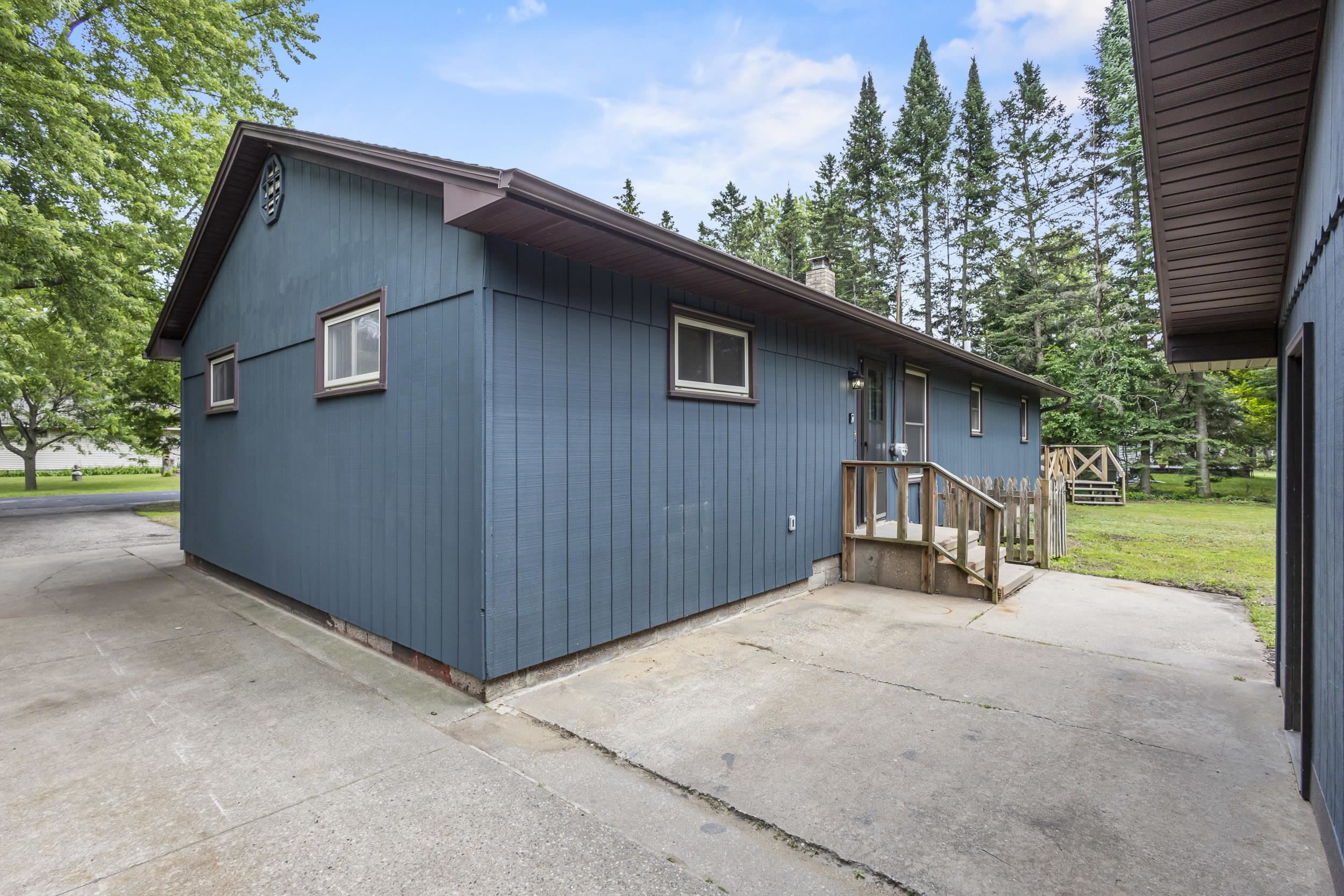 316 WOOD LANE, Stevens Point, Wisconsin 54481, 3 Bedrooms Bedrooms, ,2 BathroomsBathrooms,Residential,For Sale,316 WOOD LANE,22602913