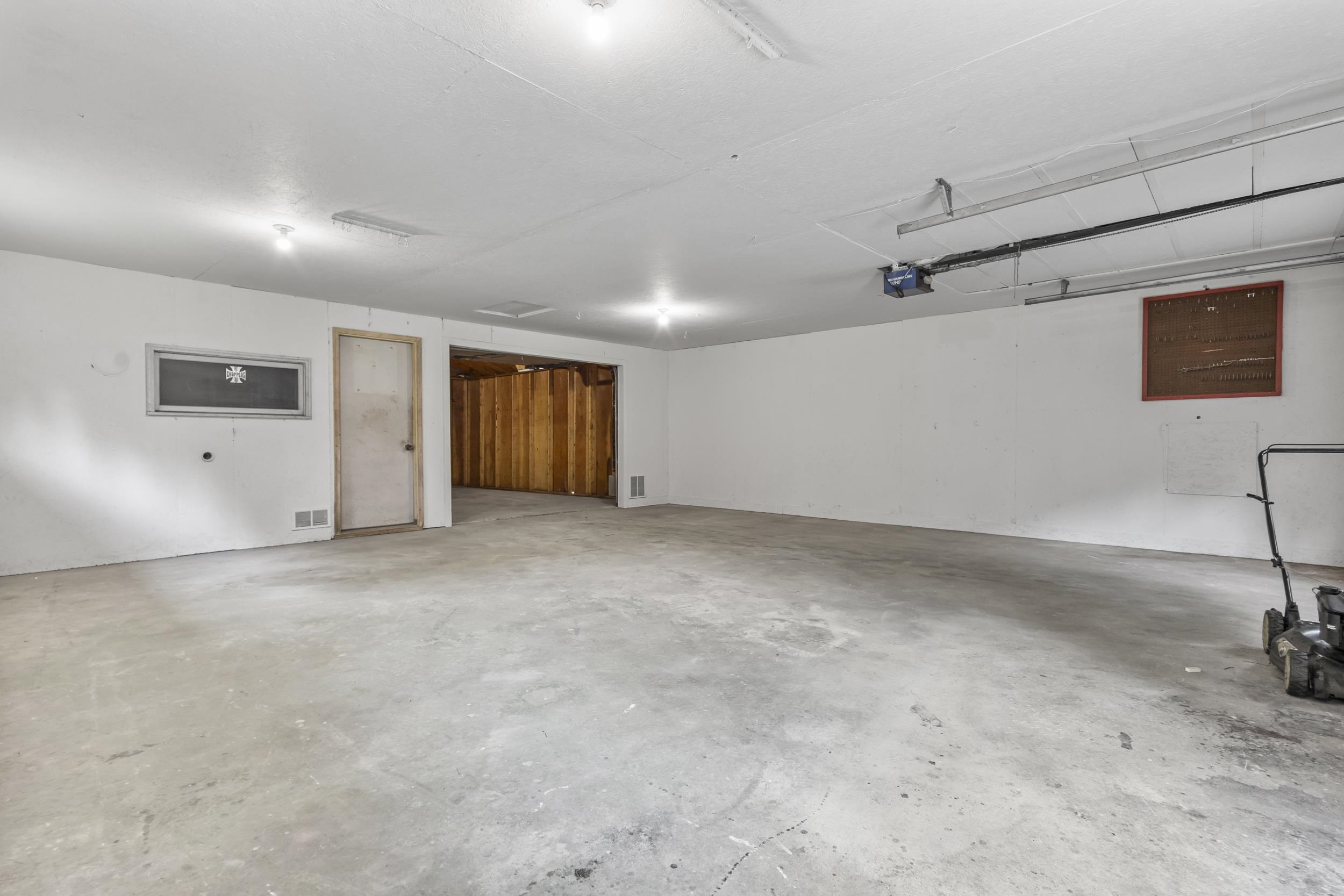 316 WOOD LANE, Stevens Point, Wisconsin 54481, 3 Bedrooms Bedrooms, ,2 BathroomsBathrooms,Residential,For Sale,316 WOOD LANE,22602913