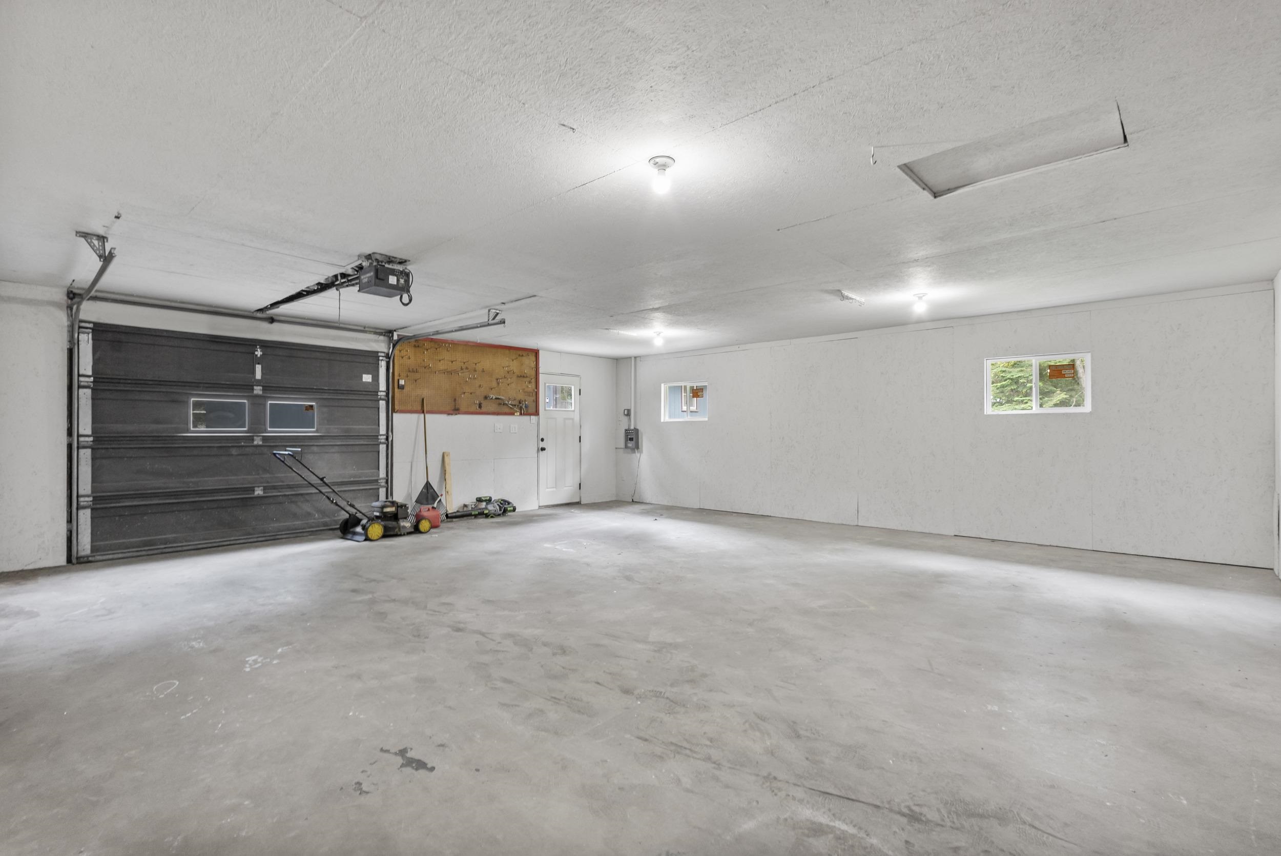 316 WOOD LANE, Stevens Point, Wisconsin 54481, 3 Bedrooms Bedrooms, ,2 BathroomsBathrooms,Residential,For Sale,316 WOOD LANE,22602913