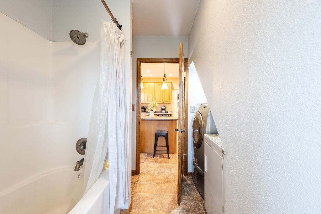 180719 COUNTY ROAD C, Wittenberg, Wisconsin 54499, 2 Bedrooms Bedrooms, ,2 BathroomsBathrooms,Residential,For Sale,180719 COUNTY ROAD C,22602914