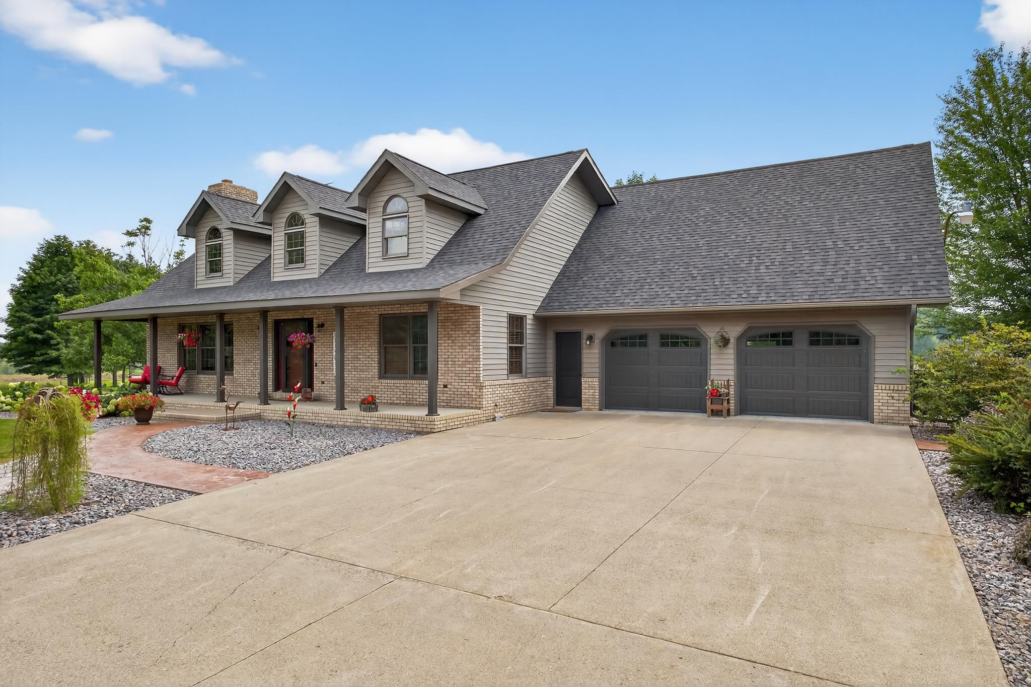 5087 YELLOWSTONE DRIVE, Auburndale, Wisconsin 54412, 4 Bedrooms Bedrooms, ,3 BathroomsBathrooms,Residential,For Sale,5087 YELLOWSTONE DRIVE,22602917