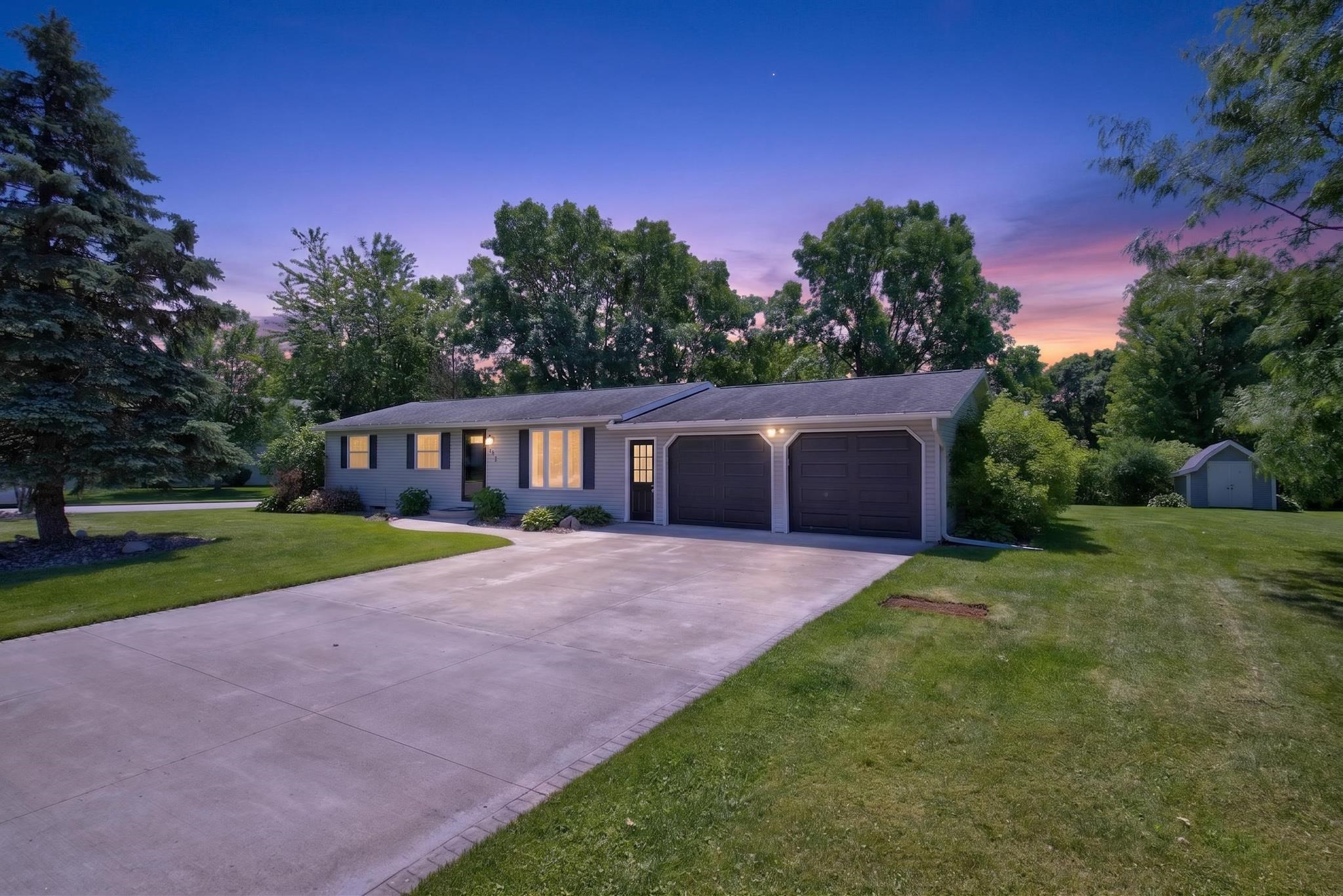 111 W ELM STREET, Abbotsford, Wisconsin 54405, 3 Bedrooms Bedrooms, ,2 BathroomsBathrooms,Residential,For Sale,111 W ELM STREET,22602919
