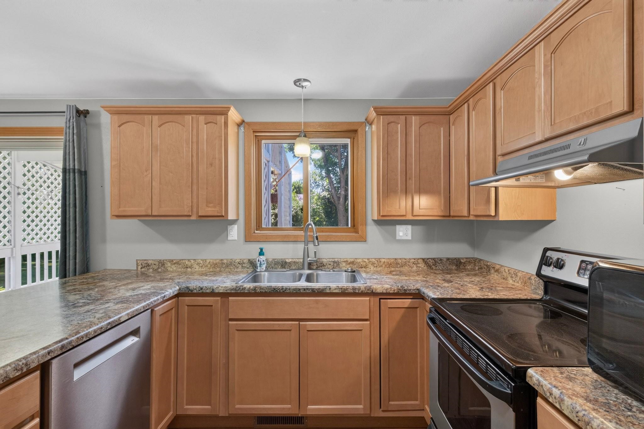 111 W ELM STREET, Abbotsford, Wisconsin 54405, 3 Bedrooms Bedrooms, ,2 BathroomsBathrooms,Residential,For Sale,111 W ELM STREET,22602919